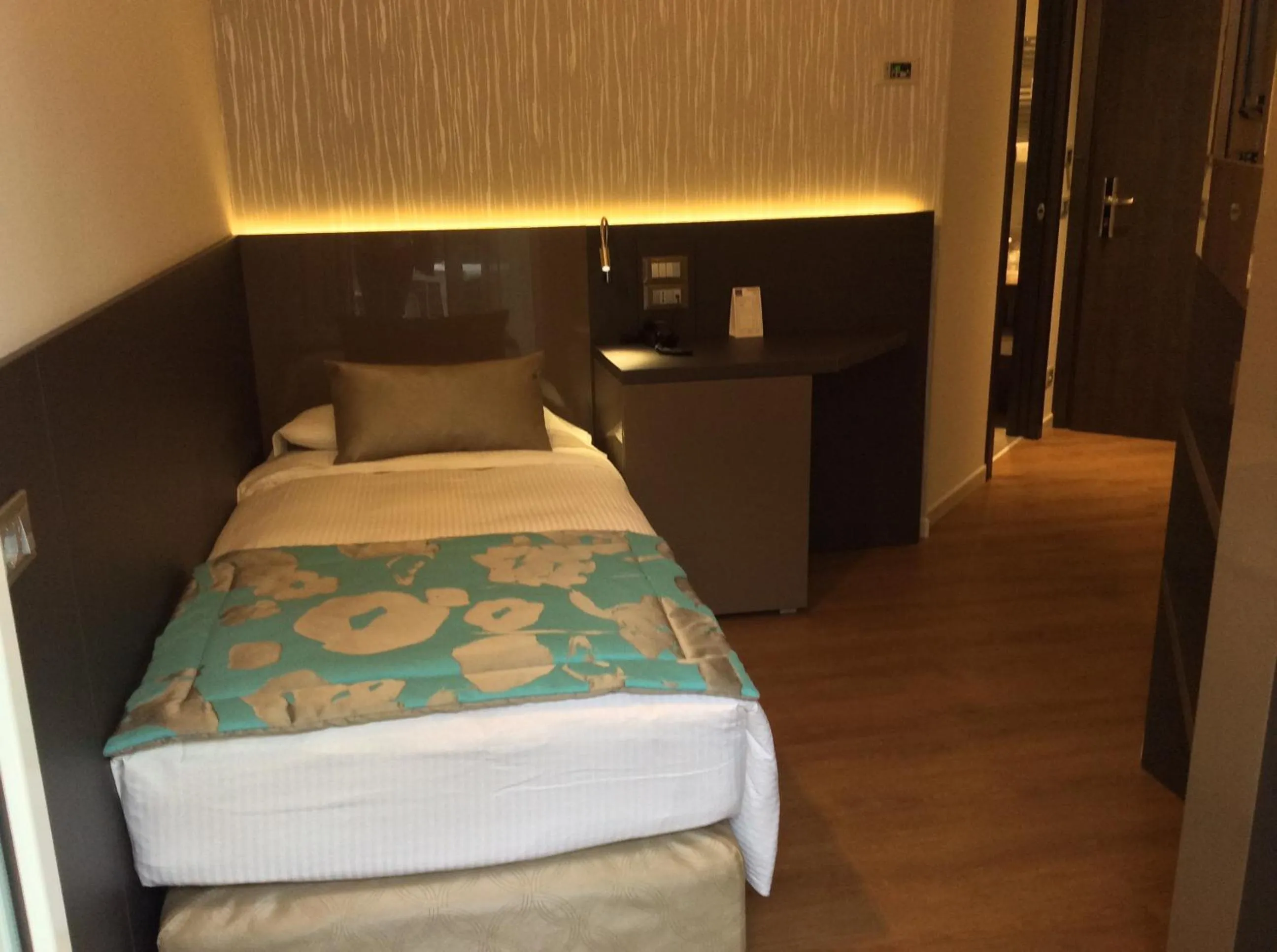 Bed in Hotel Ariston & Apartments