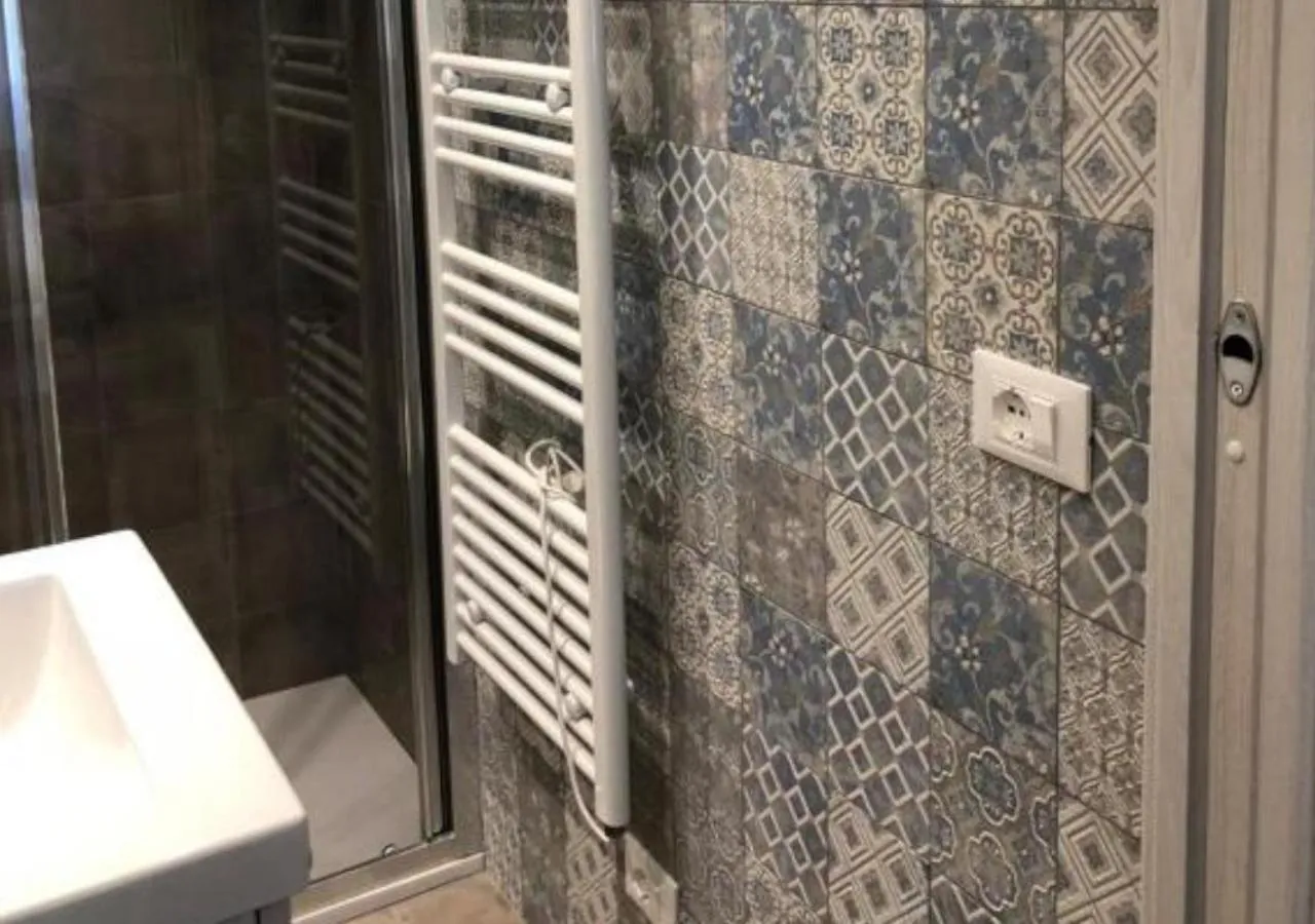 Shower in Hotel Ariston & Apartments