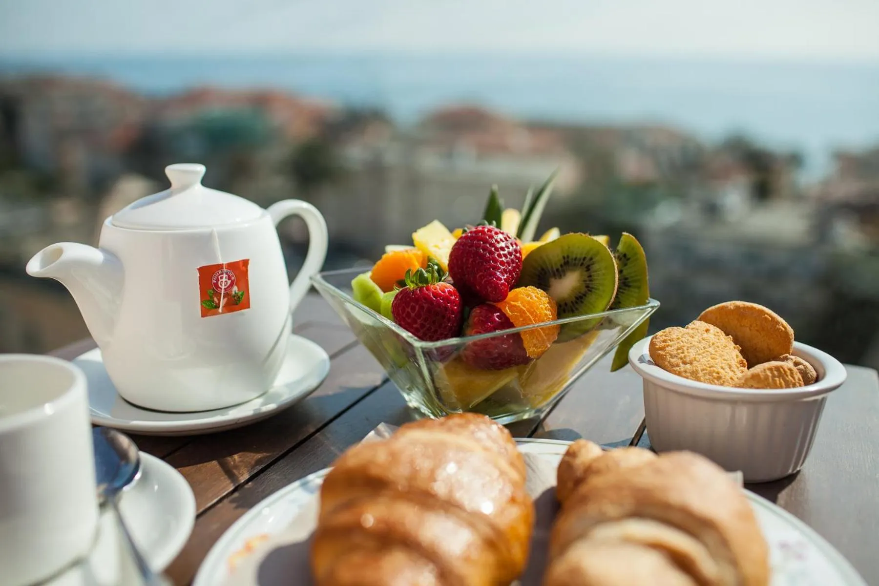 Continental breakfast in Hotel Ariston & Apartments