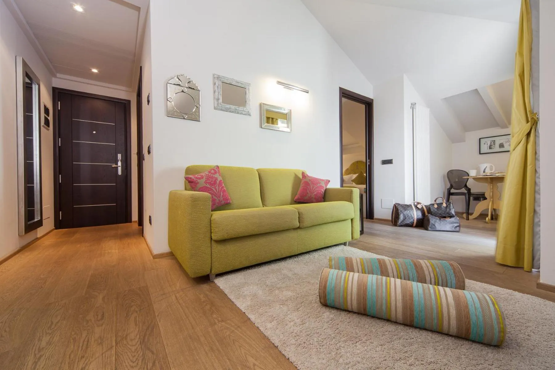 Area and facilities in Hotel Ariston & Apartments