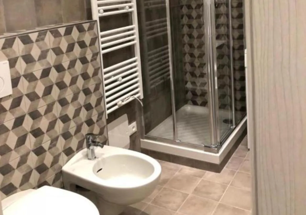 Shower in Hotel Ariston & Apartments