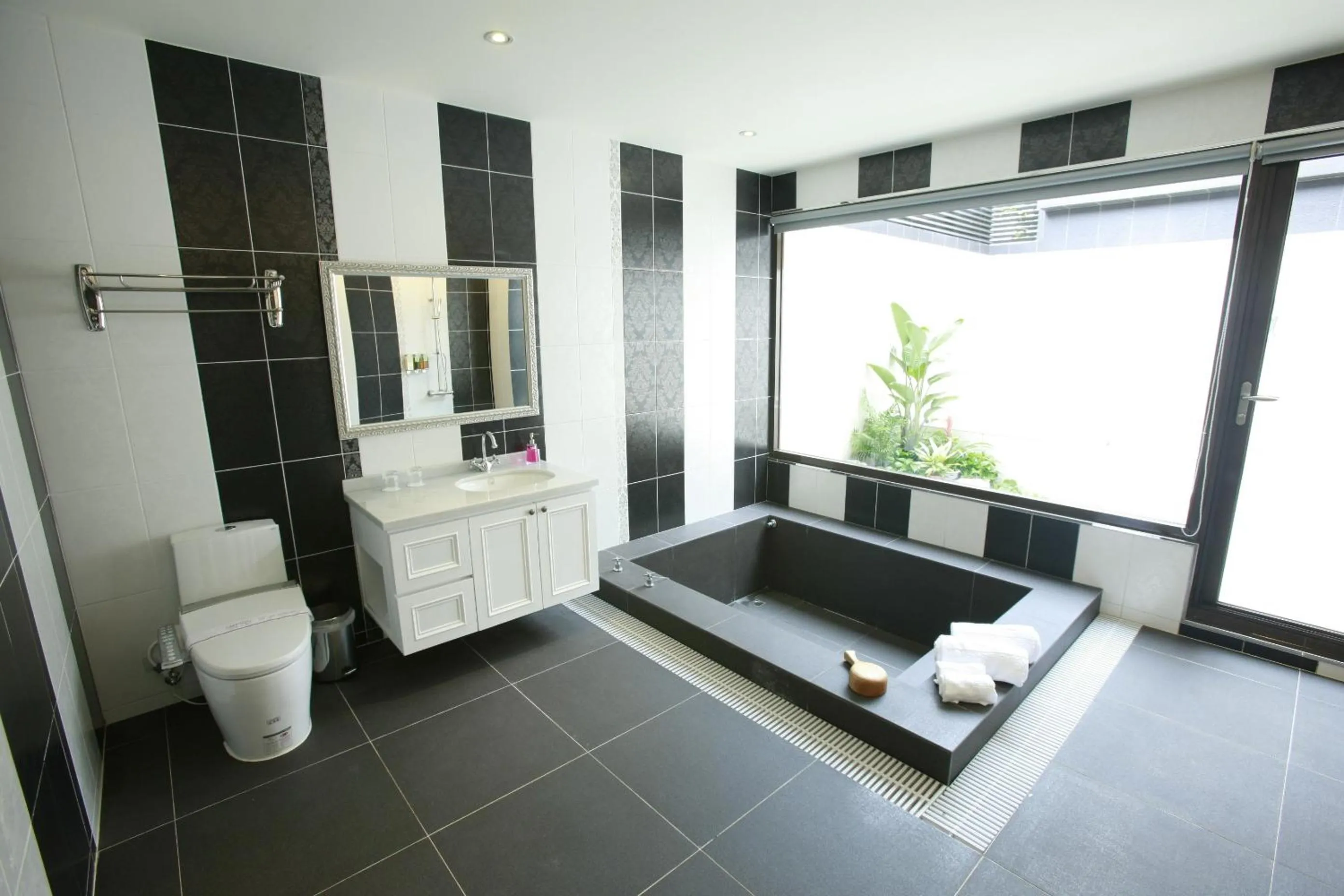 Bathroom in Green Life Spa Hot Spring Hotel