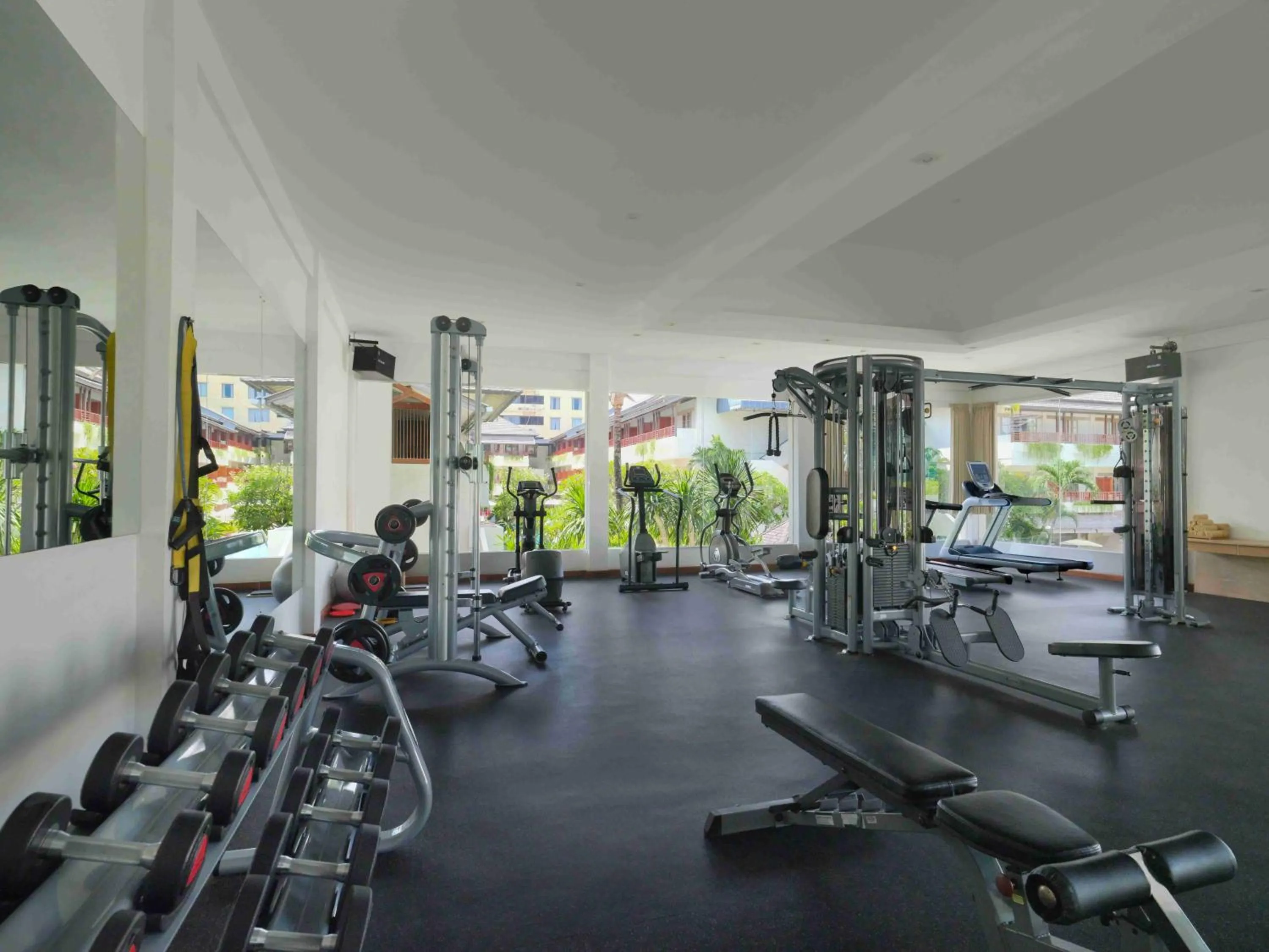 Fitness centre/facilities in Blu-Zea Resort by Double-Six