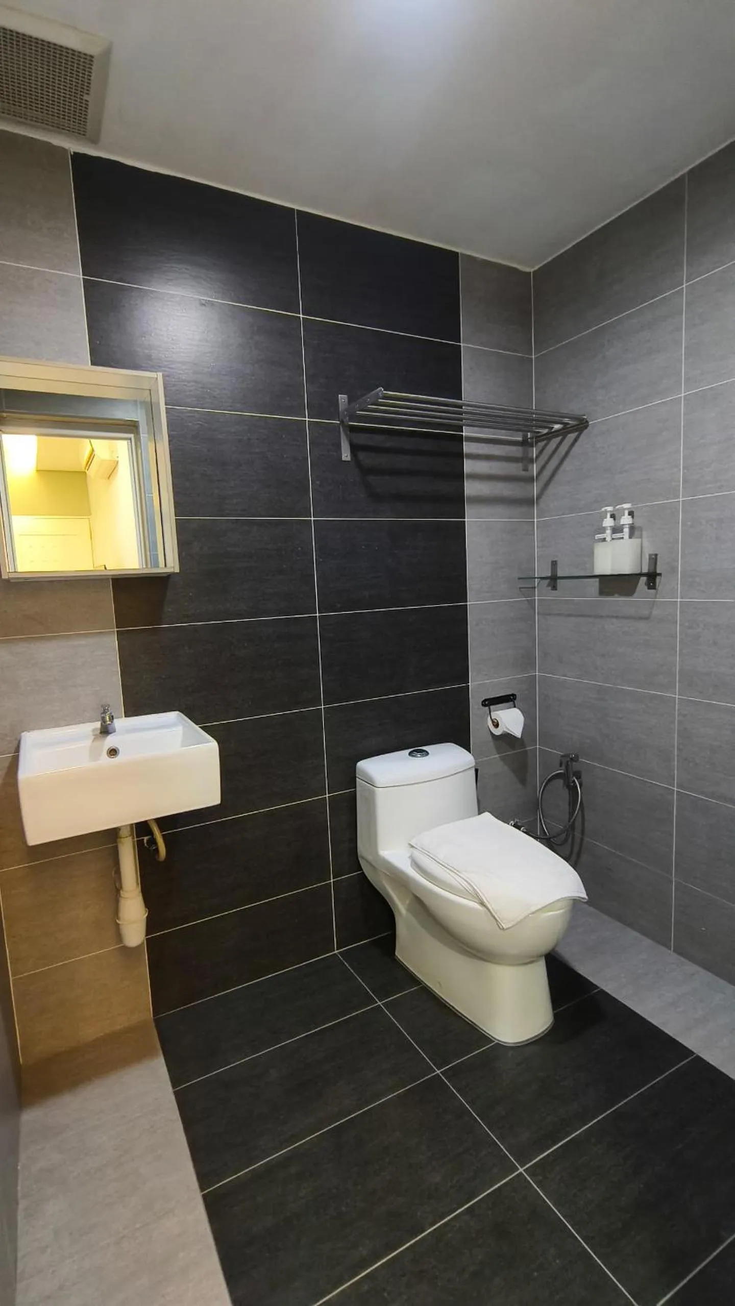 Pulau Ketam D'island beds&cafe