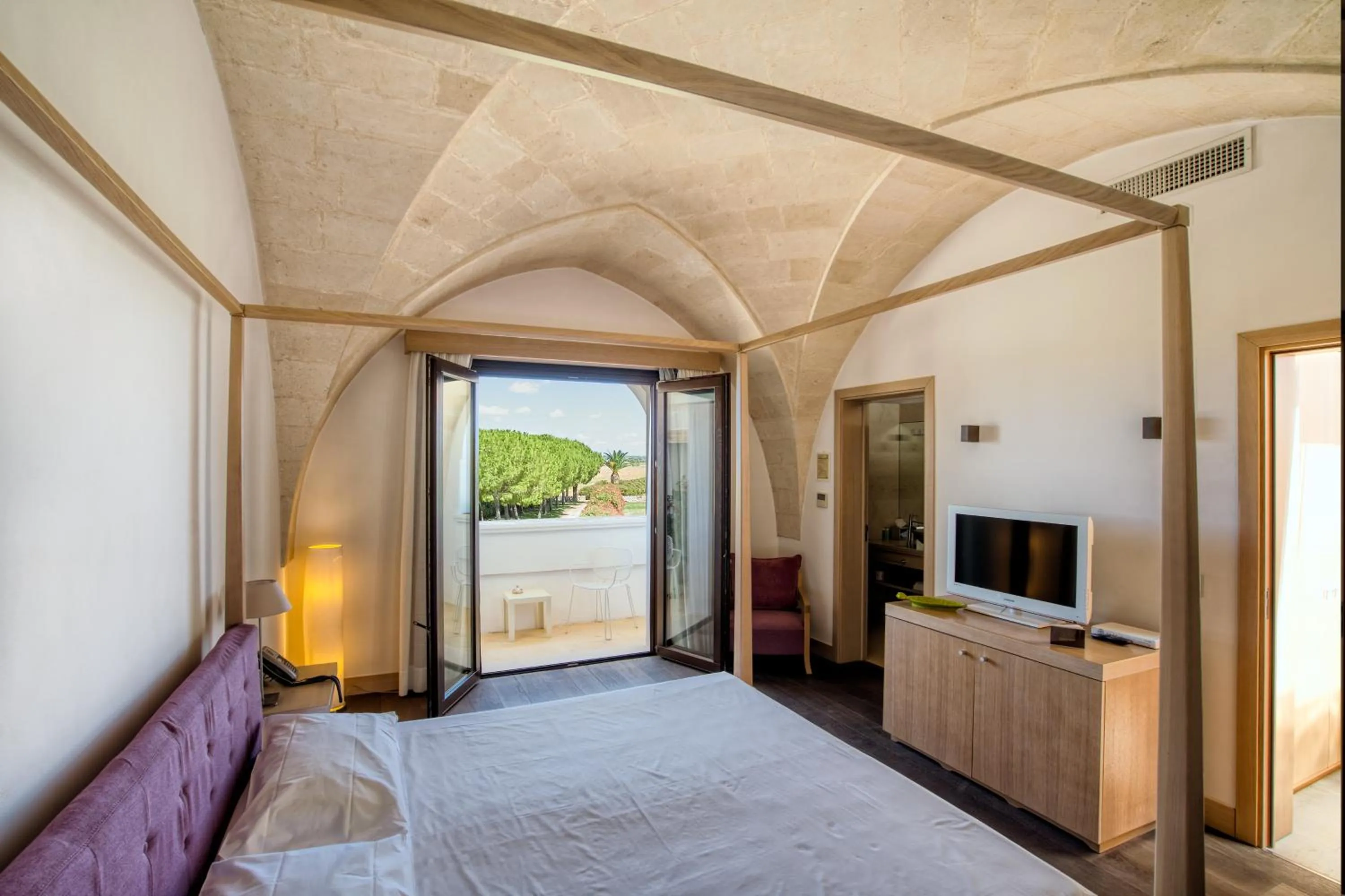 Photo of the whole room, Bed in Masseria Bagnara Resort & Spa