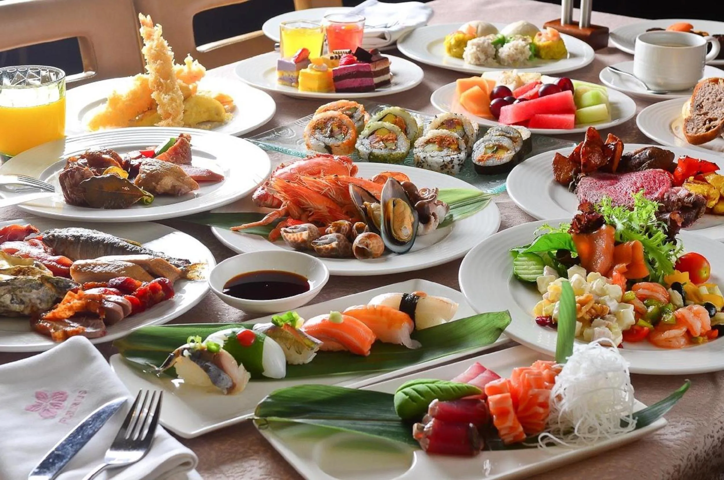 Restaurant/places to eat in FleurLis Hotel