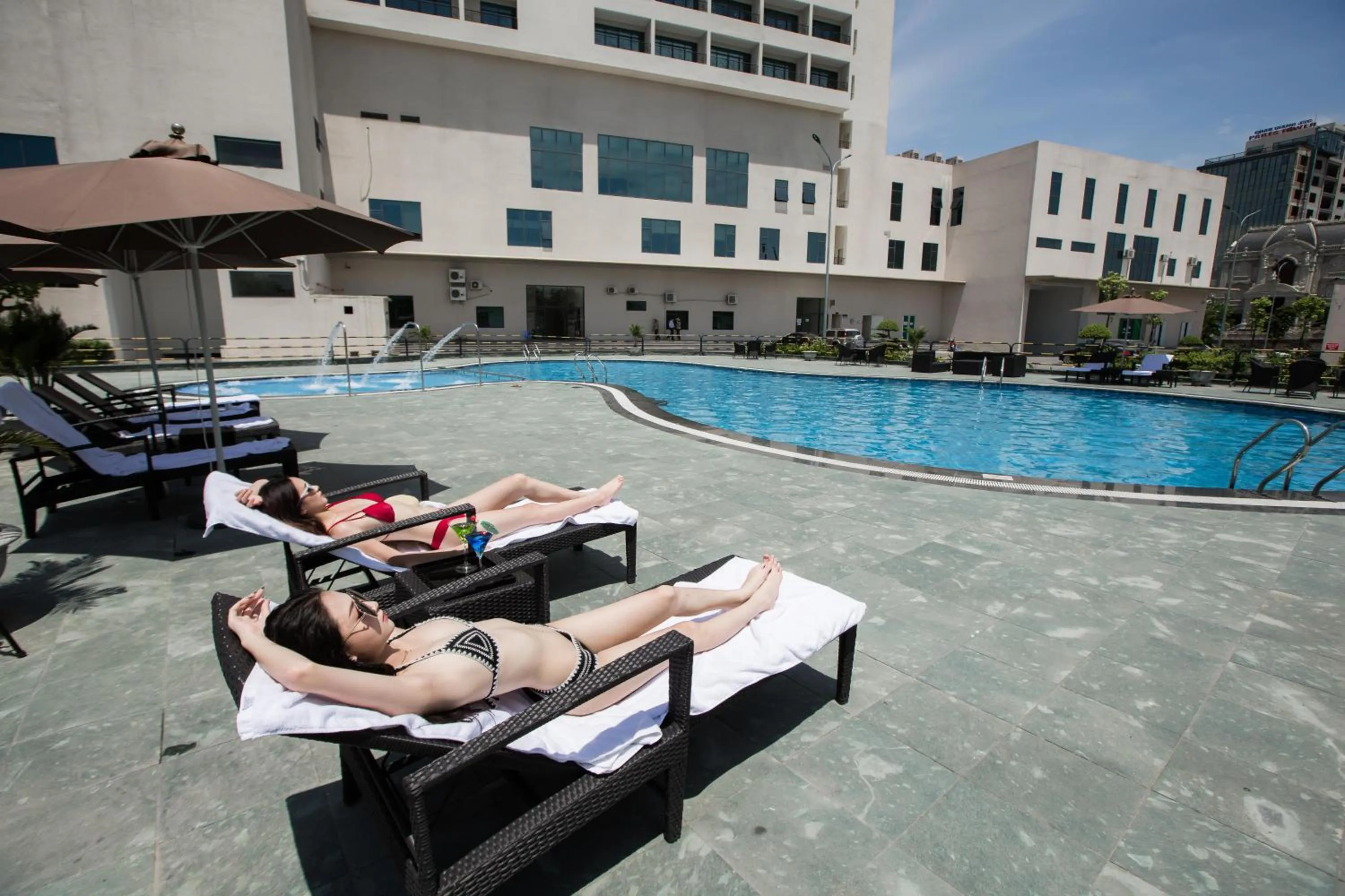 sunbed in Muong Thanh Luxury Ha Nam