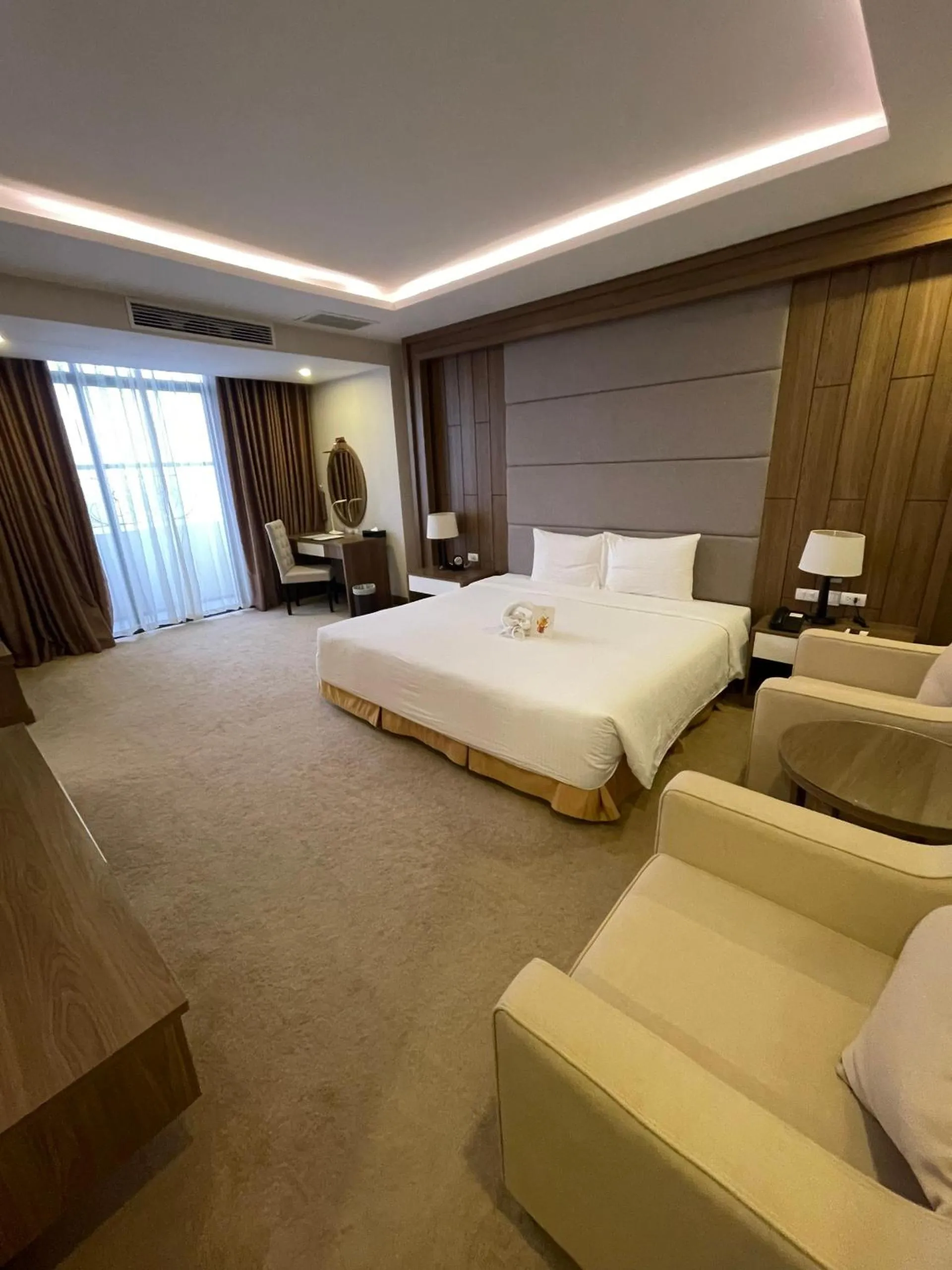 Bedroom, Bed in Muong Thanh Luxury Ha Nam