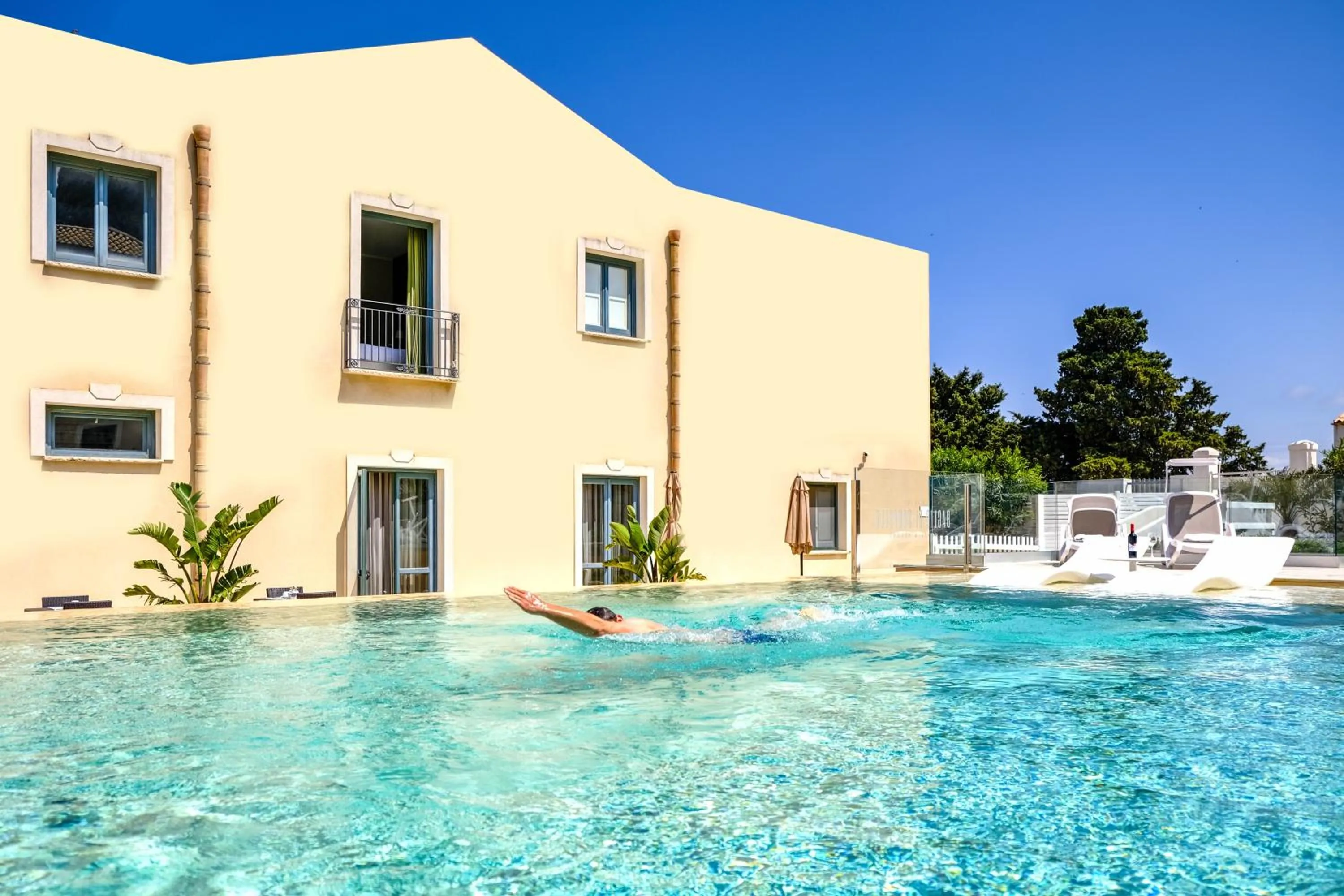 Swimming pool in Hotel Baglio Di Scopello