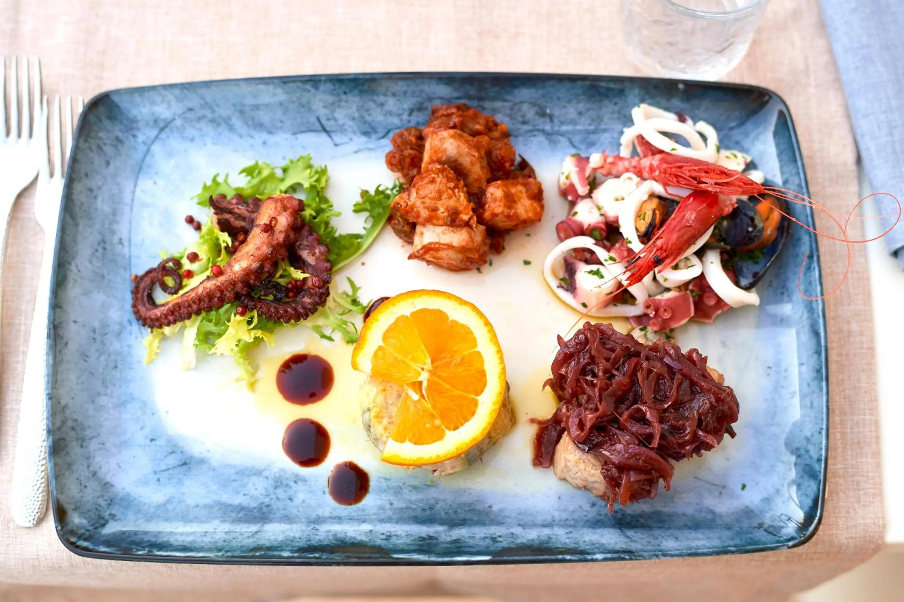 Restaurant/places to eat in Hotel Baglio Di Scopello