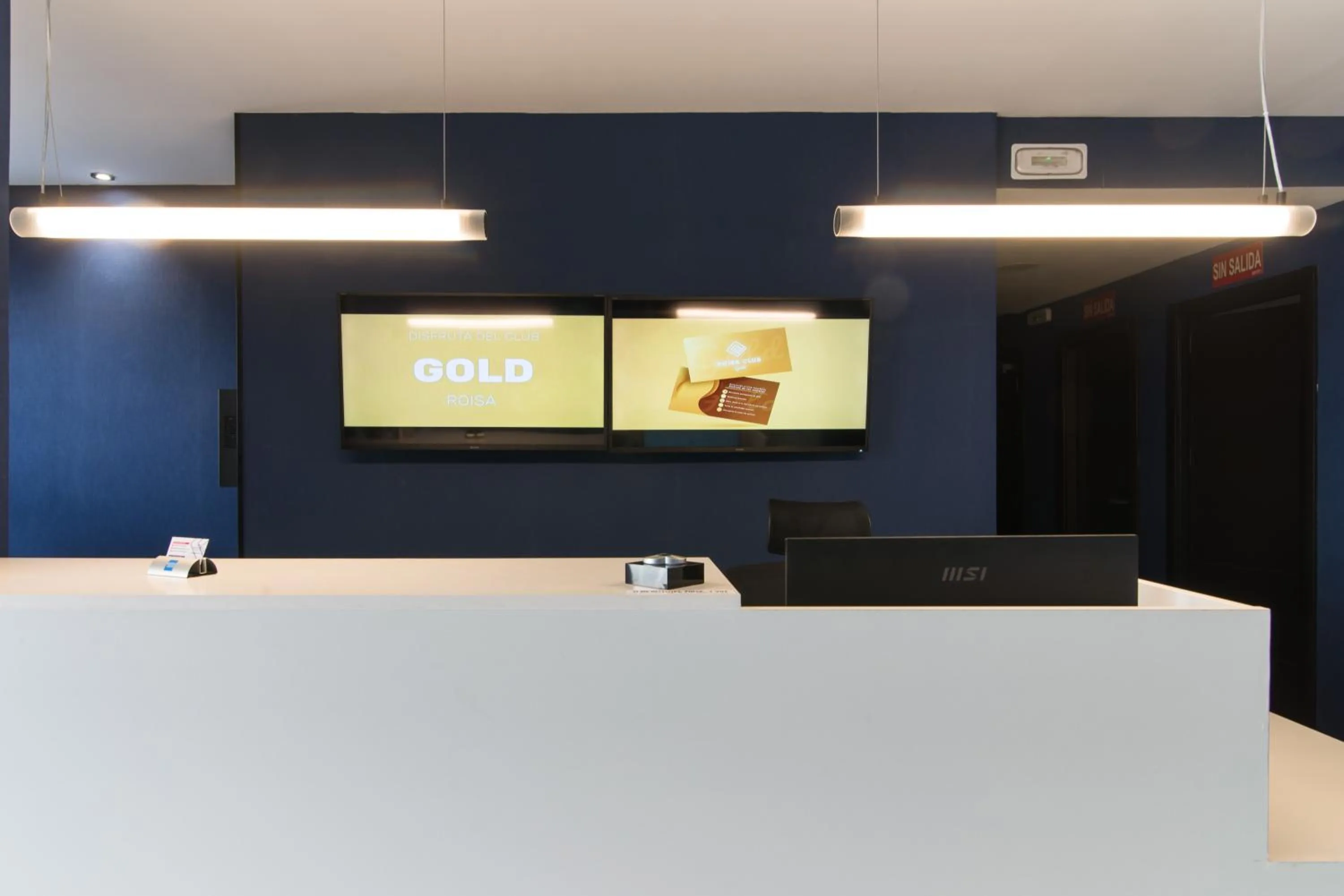 Lobby or reception in Roisa Hostal Boutique