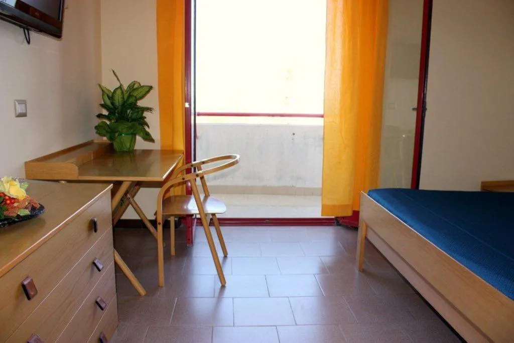 Decorative detail, Bed in Hotel Turismo