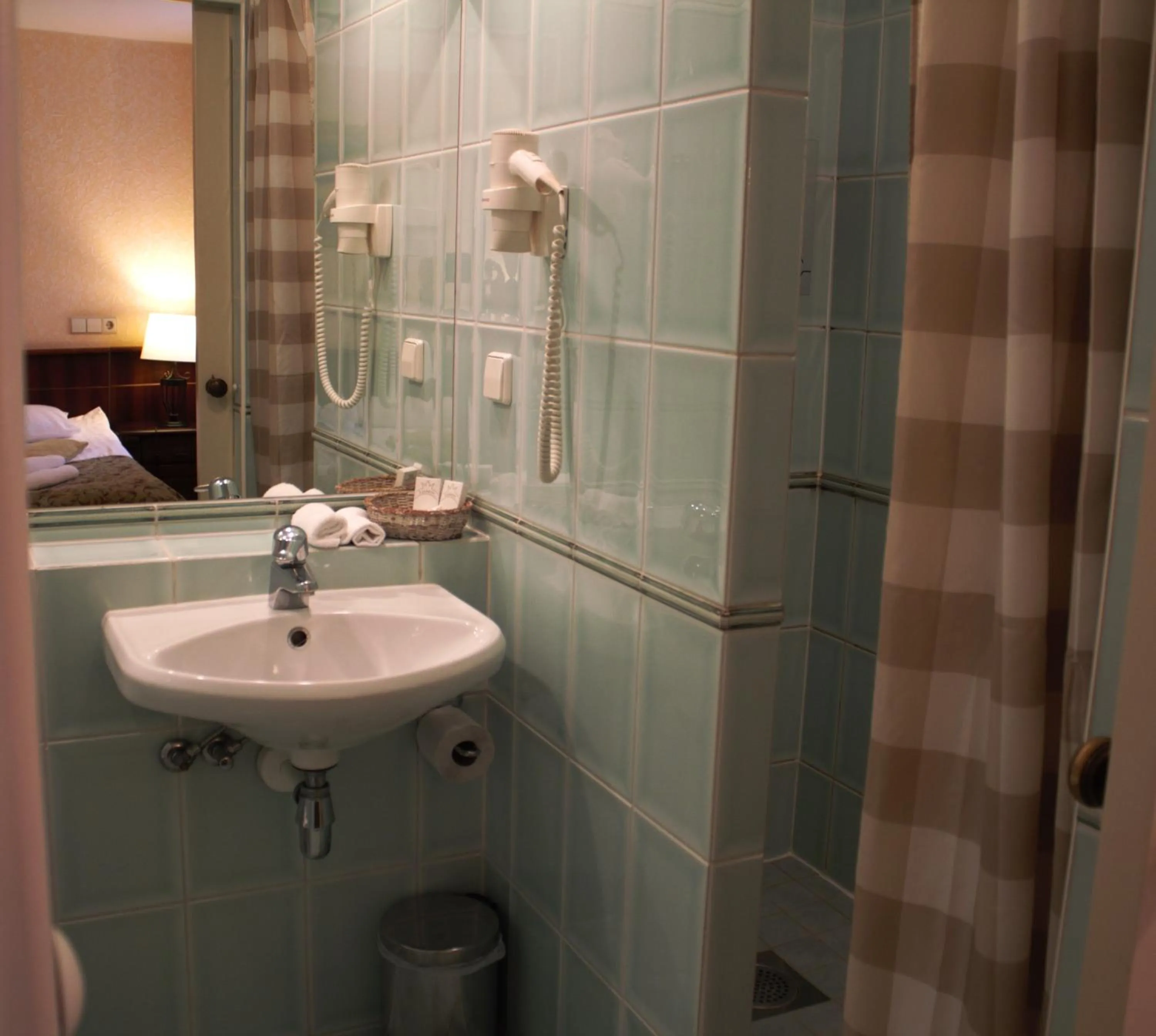 Shower in Taanilinna Hotell