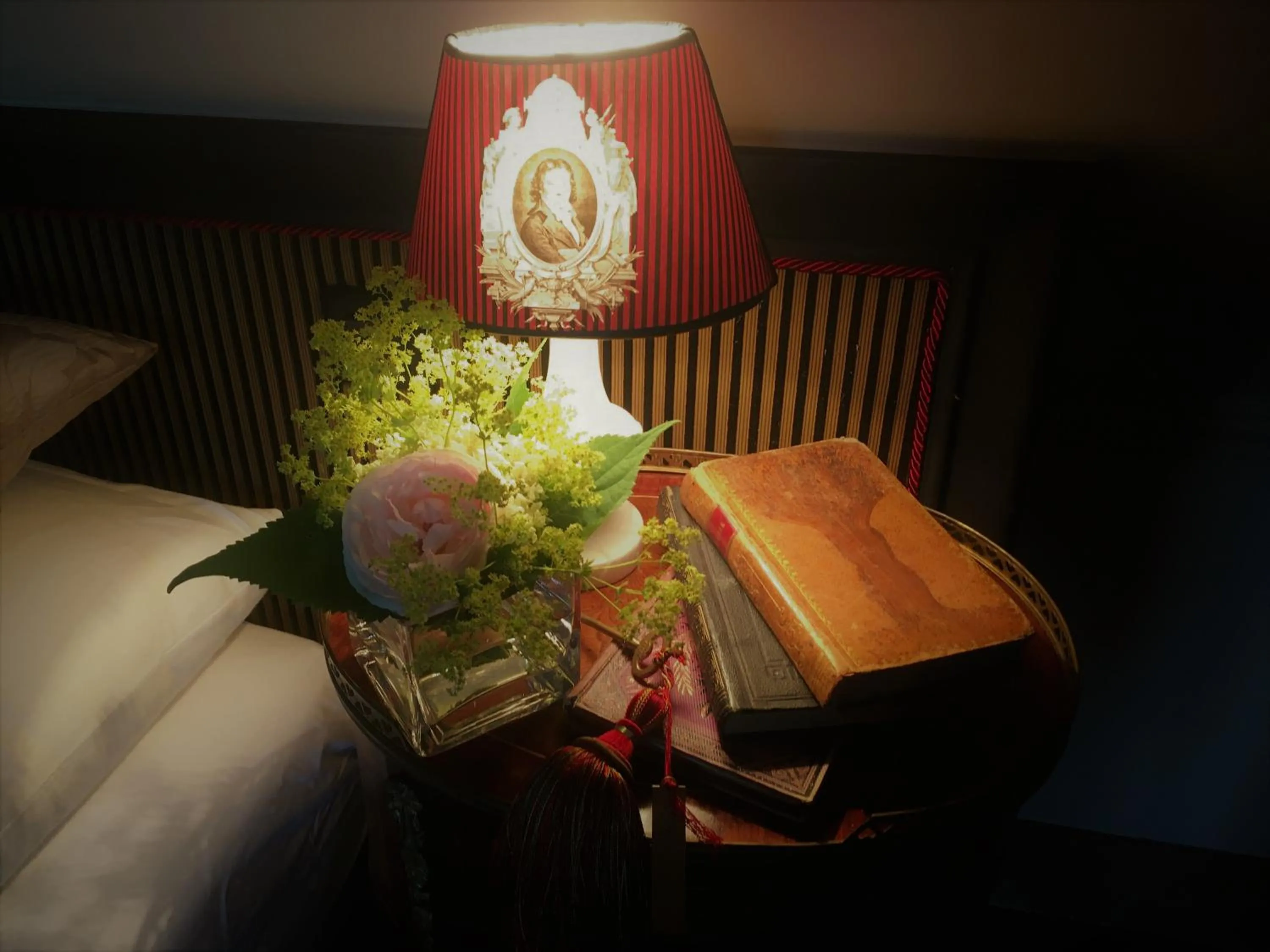 Decorative detail, Bed in Le Manoir de Maucartier