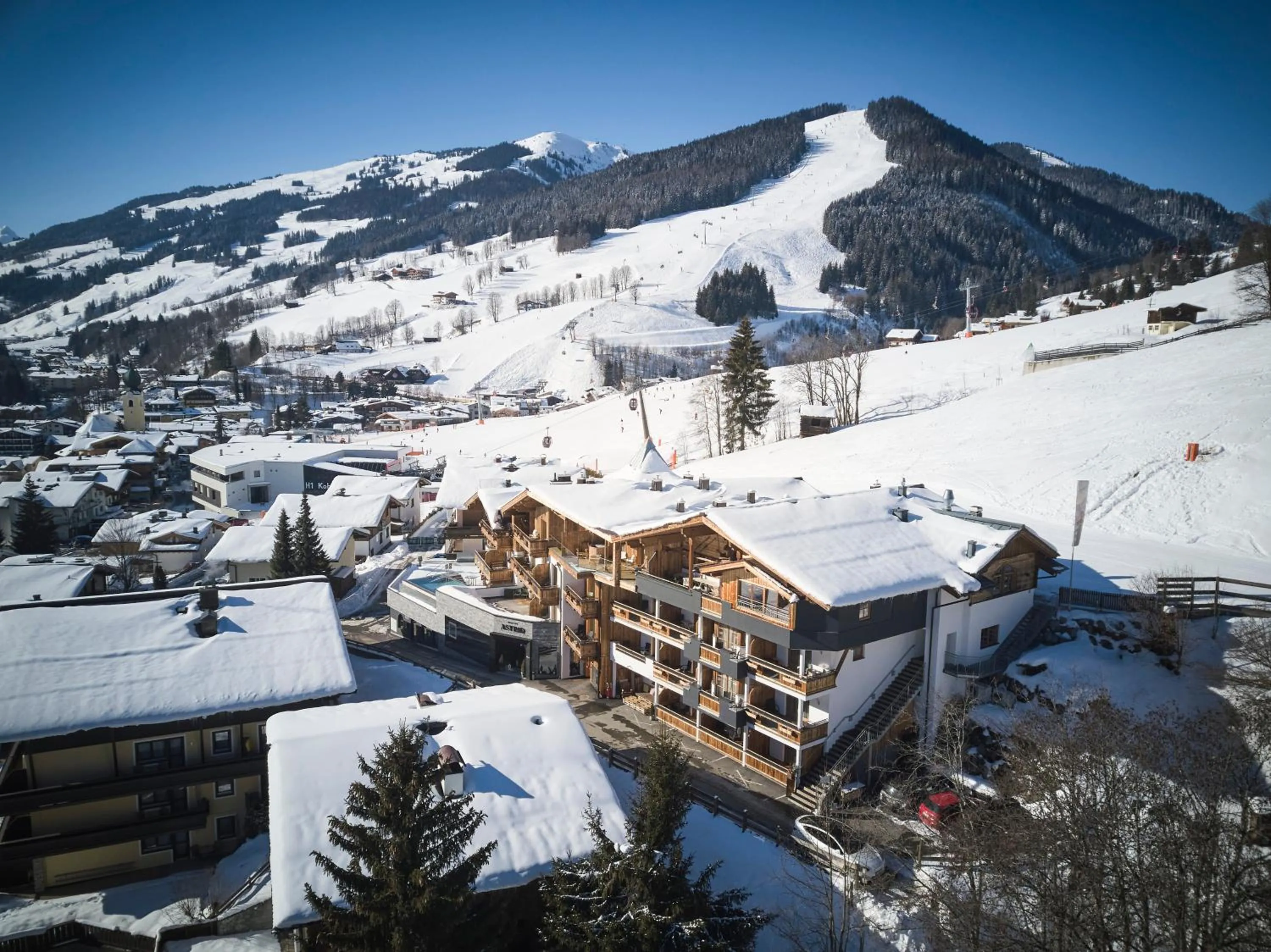 Property building in Hotel Astrid - Ski In - Ski Out