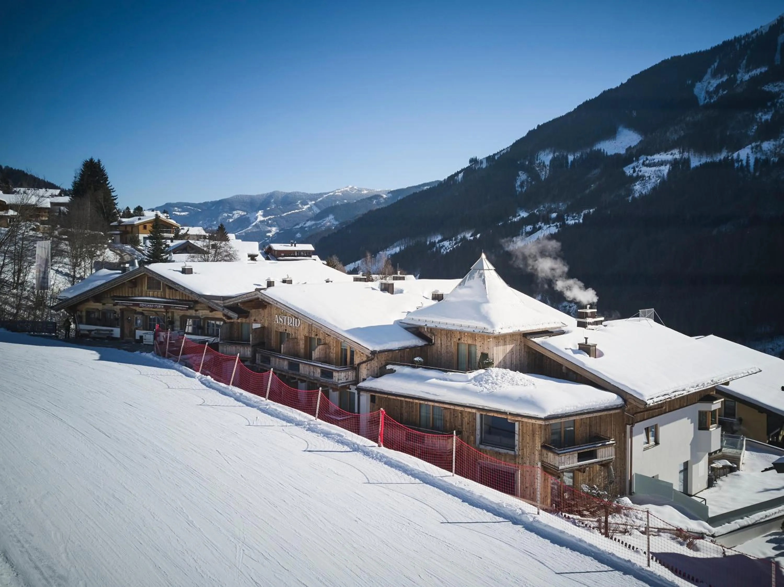 Property building in Hotel Astrid - Ski In - Ski Out