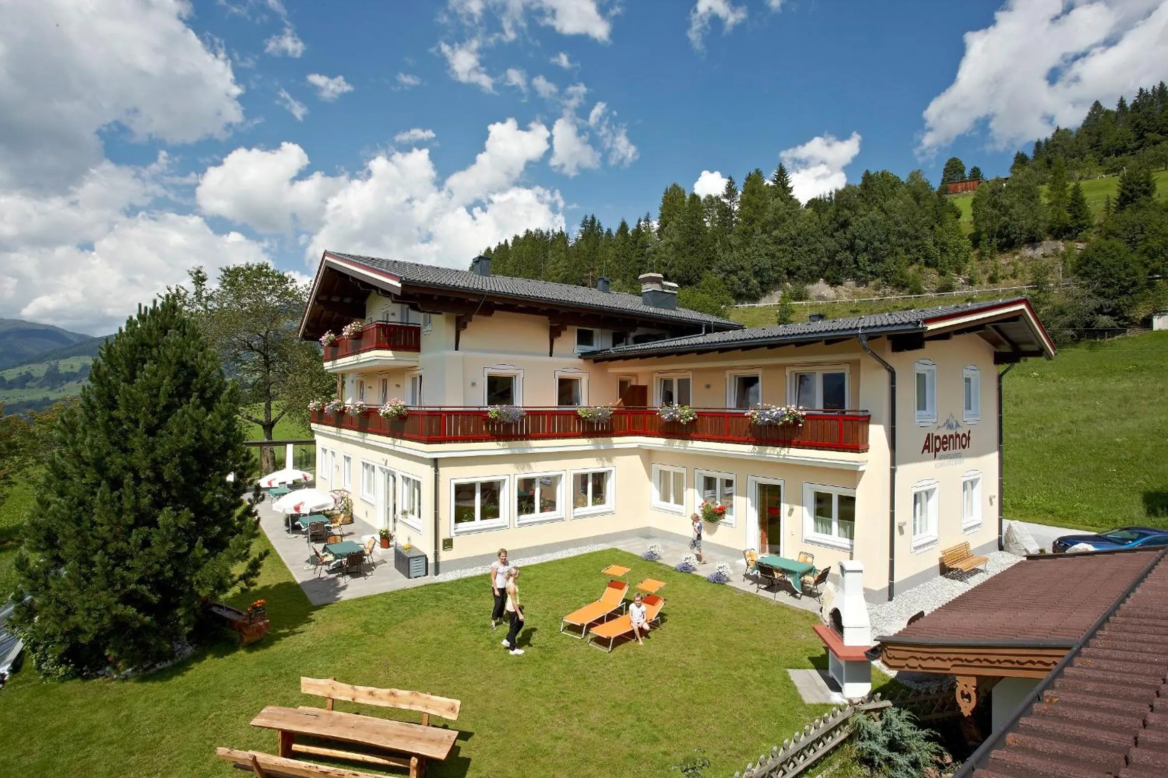 Property building in Alpenhof Apartments