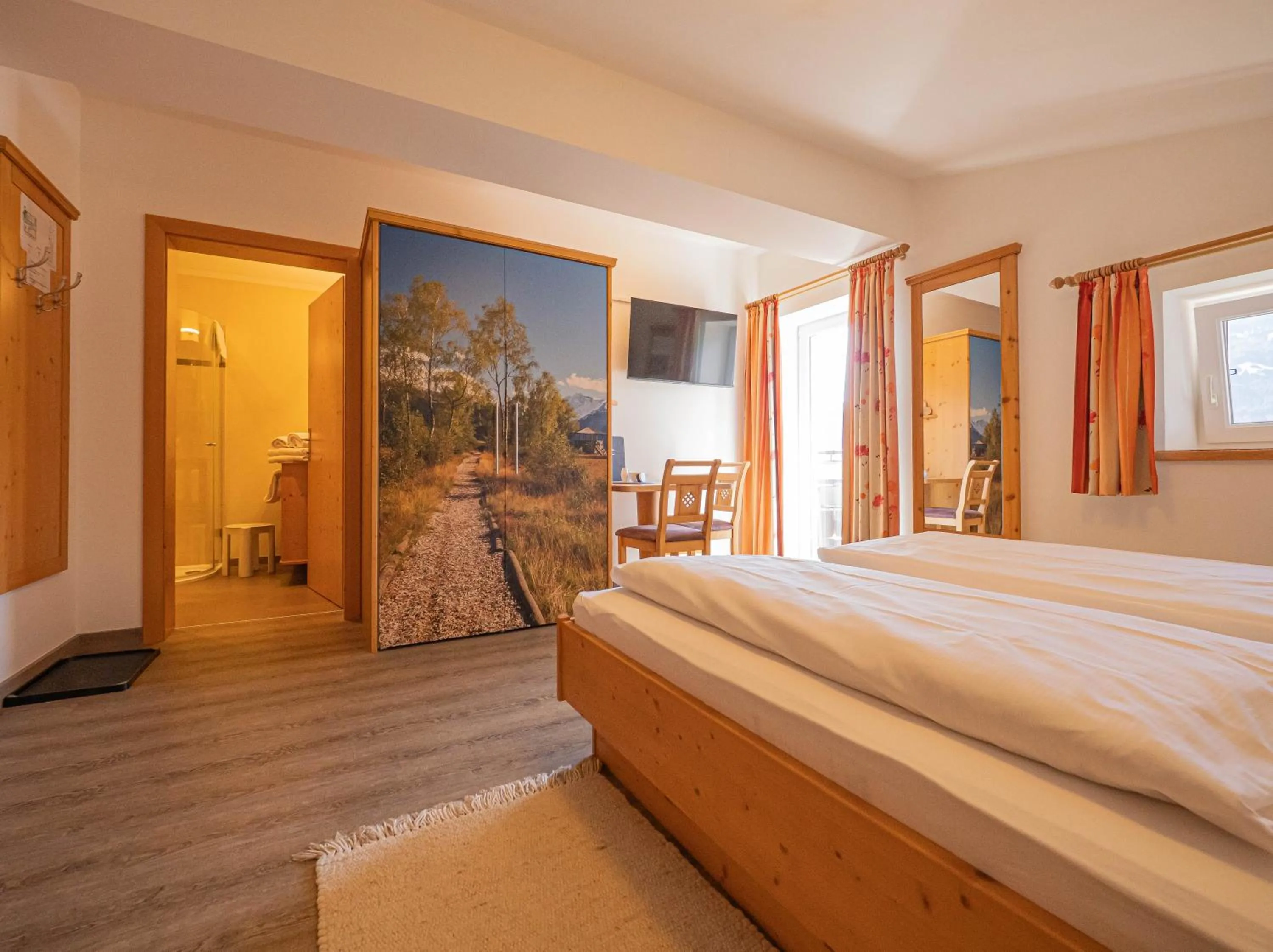 Photo of the whole room, Bed in Alpenhof Apartments