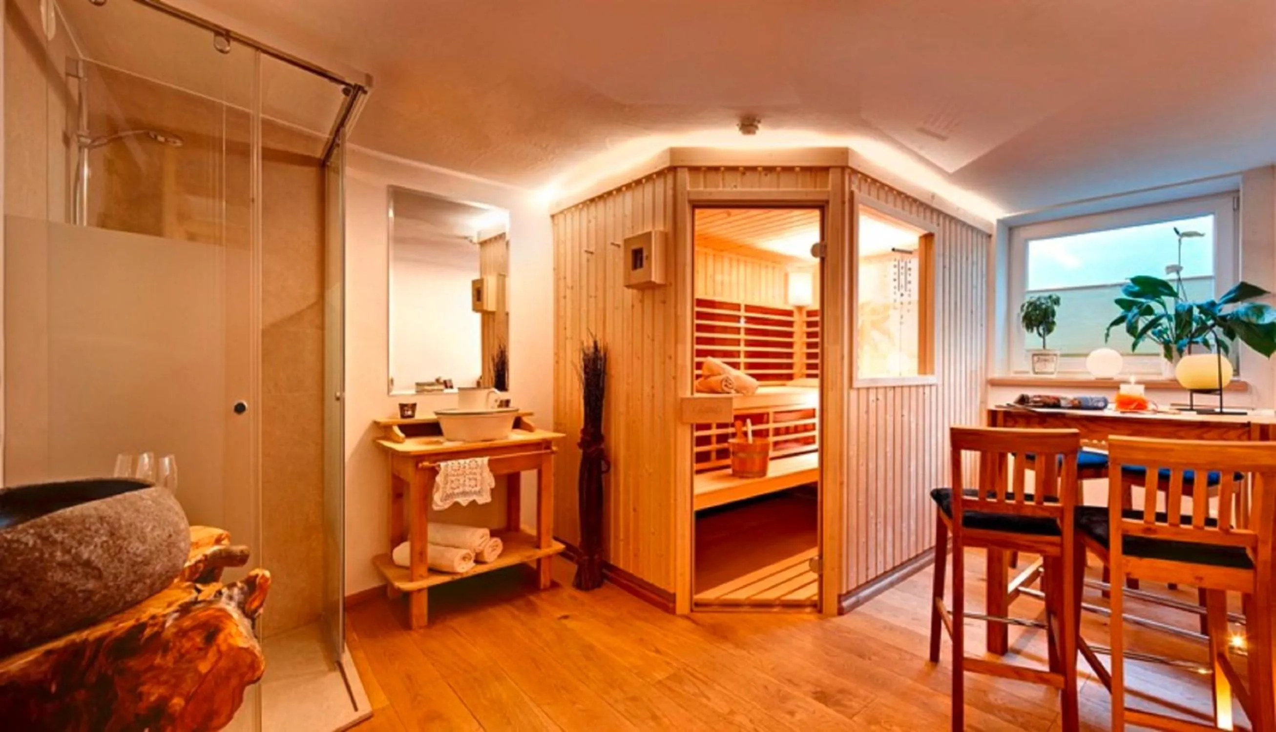 Sauna, Bed in Alpenhof Apartments