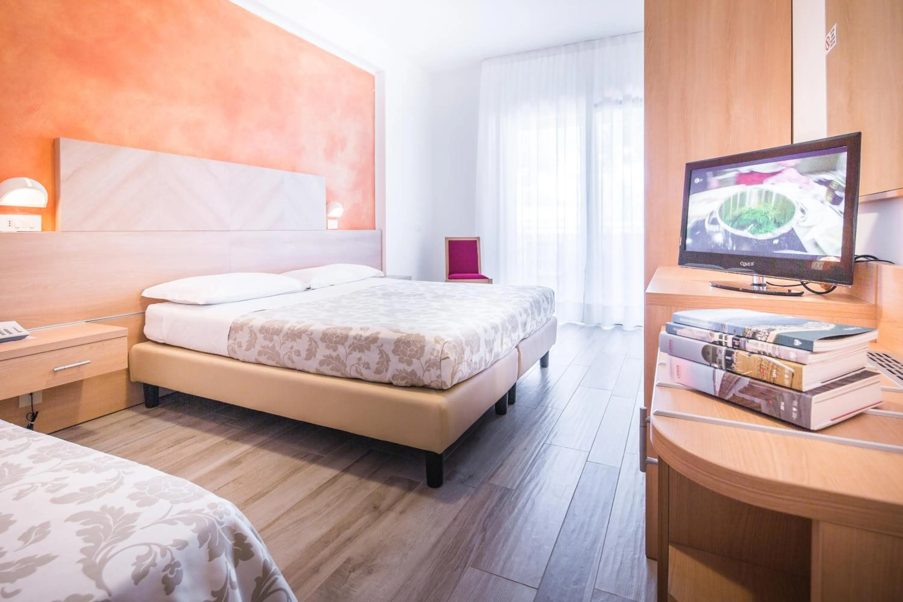 Photo of the whole room, Bed in Hotel Bologna