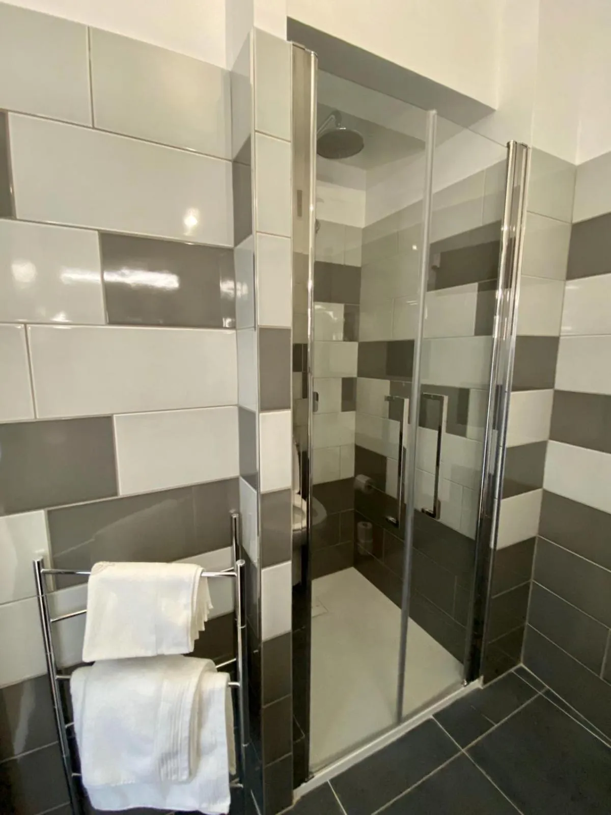 Bathroom in Hotel Courbet