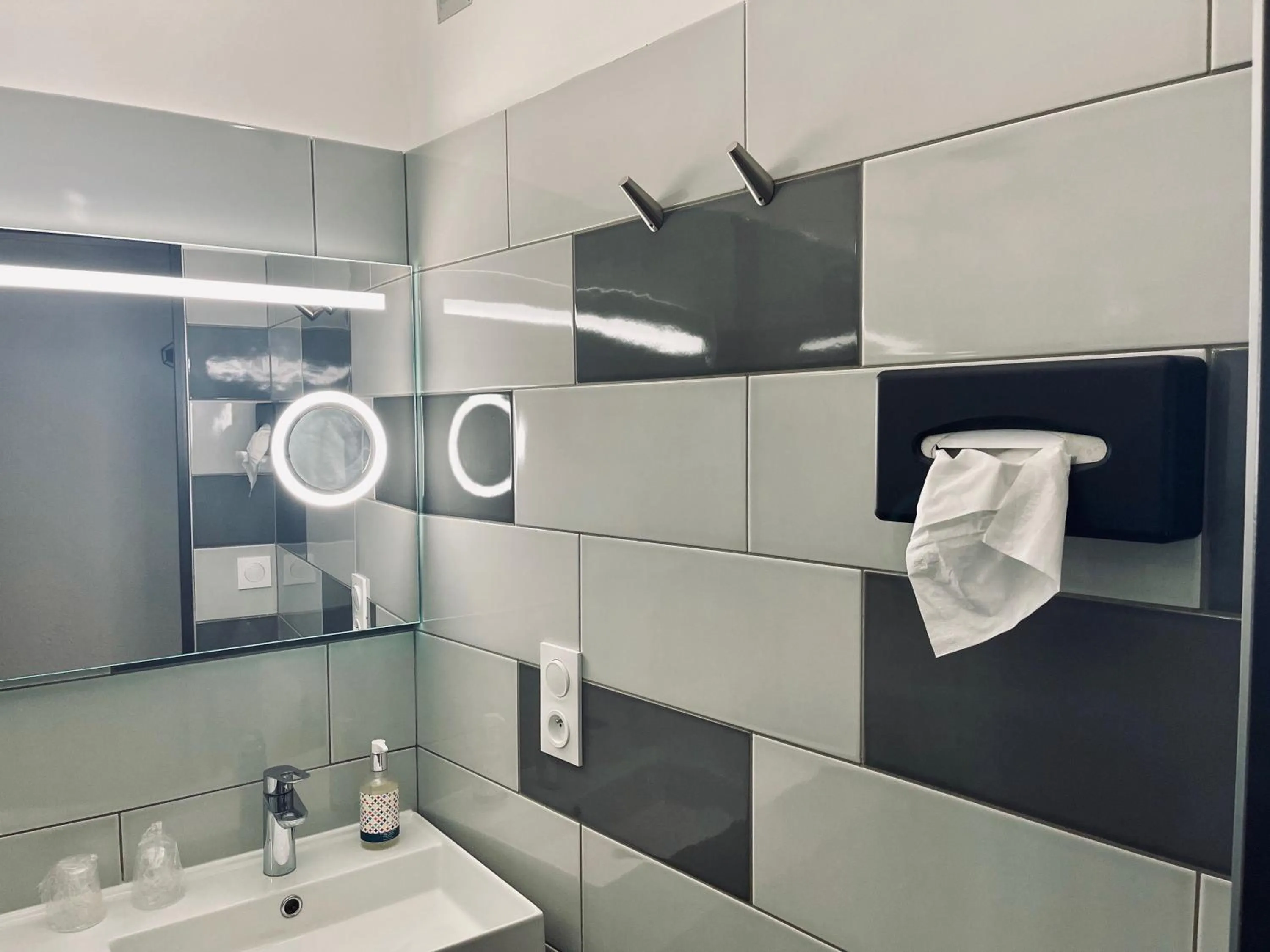 Bathroom in Hotel Courbet