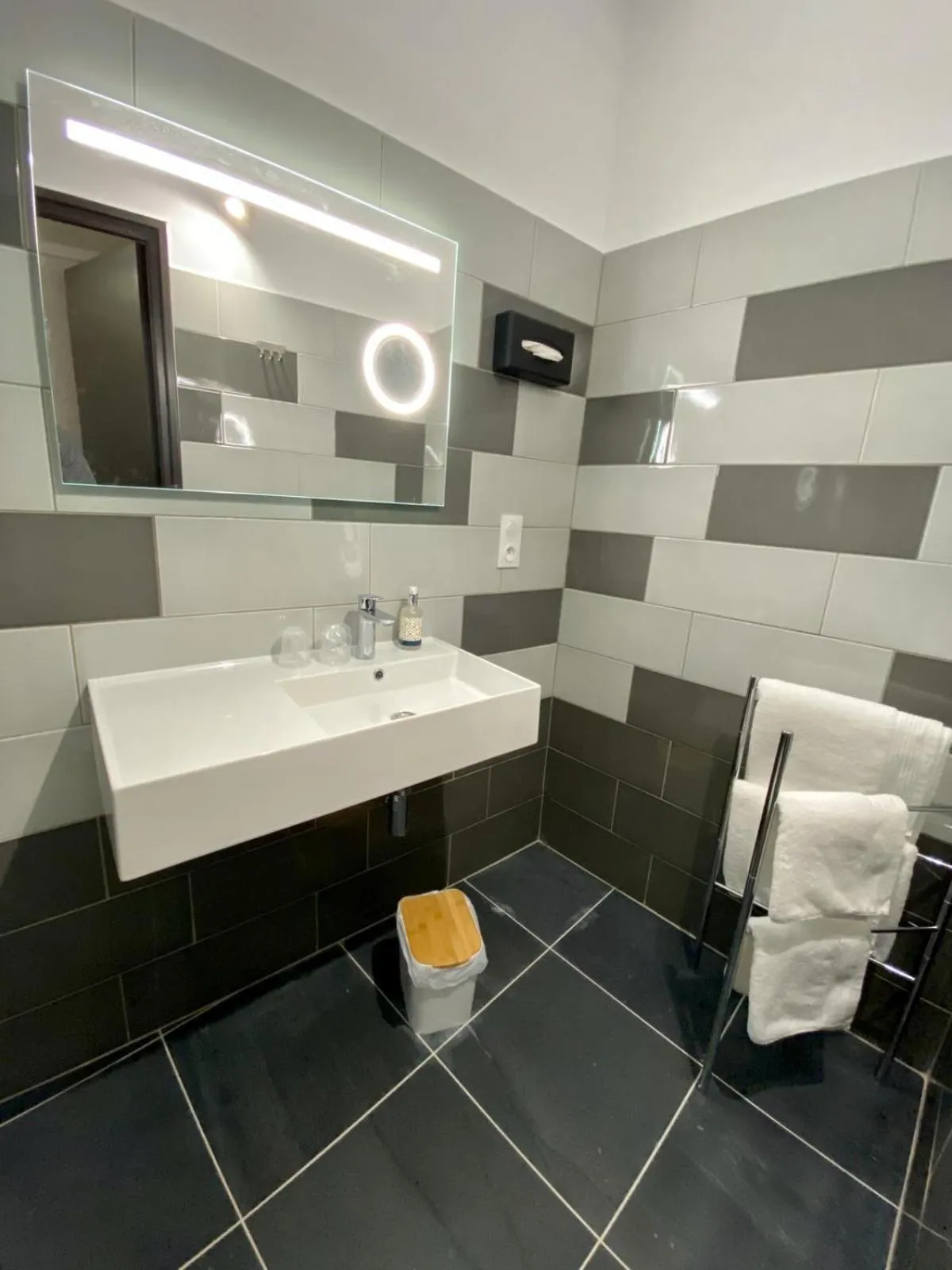 Bathroom in Hotel Courbet