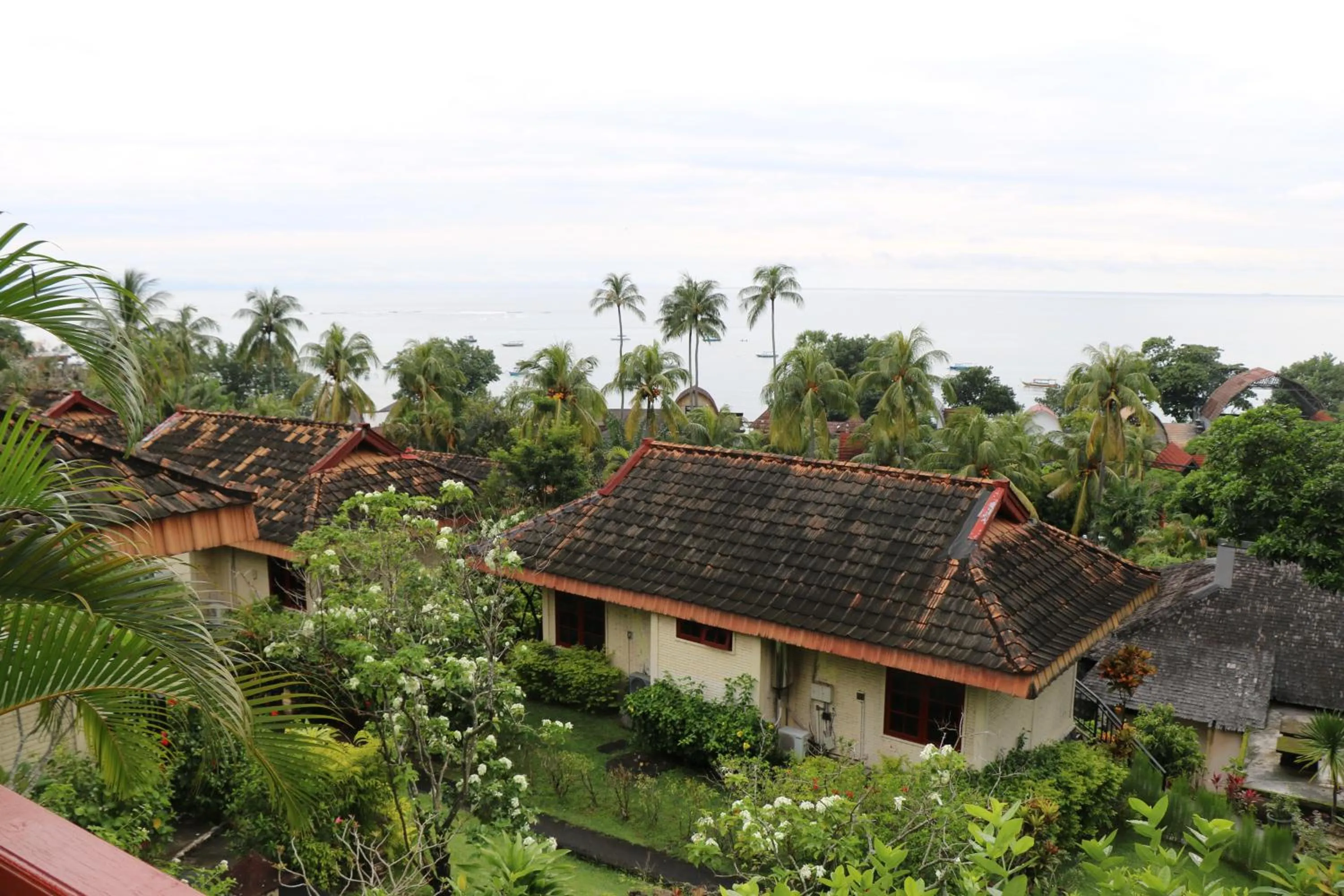Puri Bunga Beach Cottages