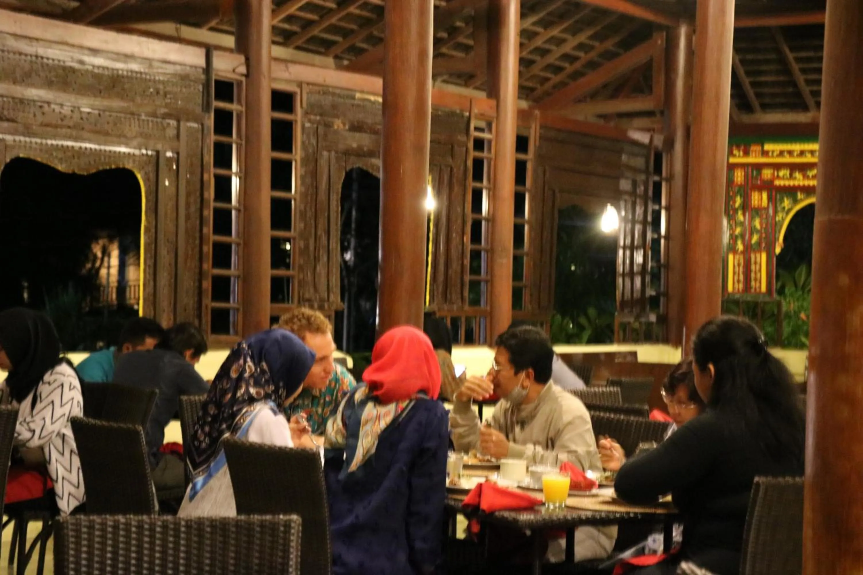 Puri Bunga Beach Cottages