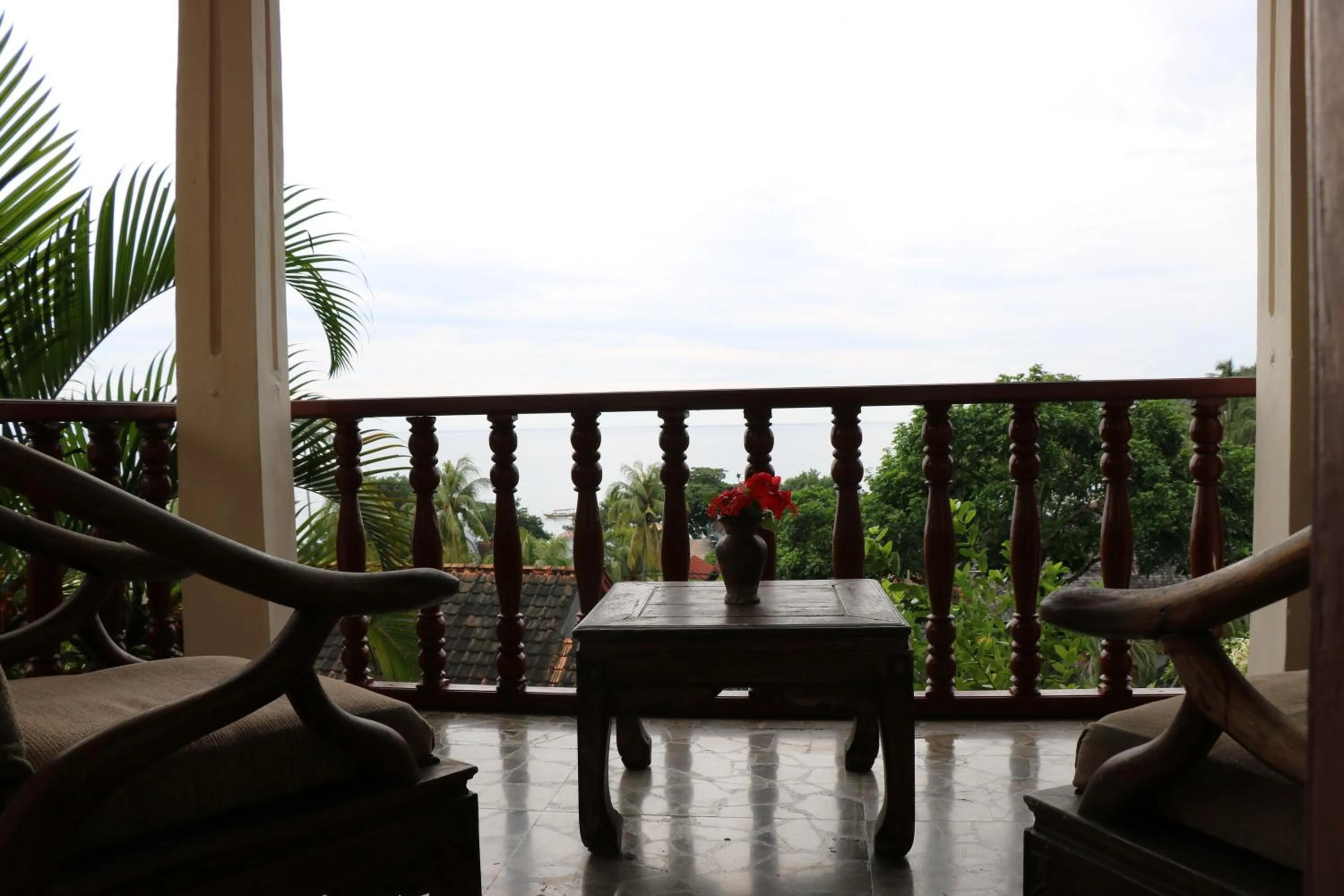 Puri Bunga Beach Cottages