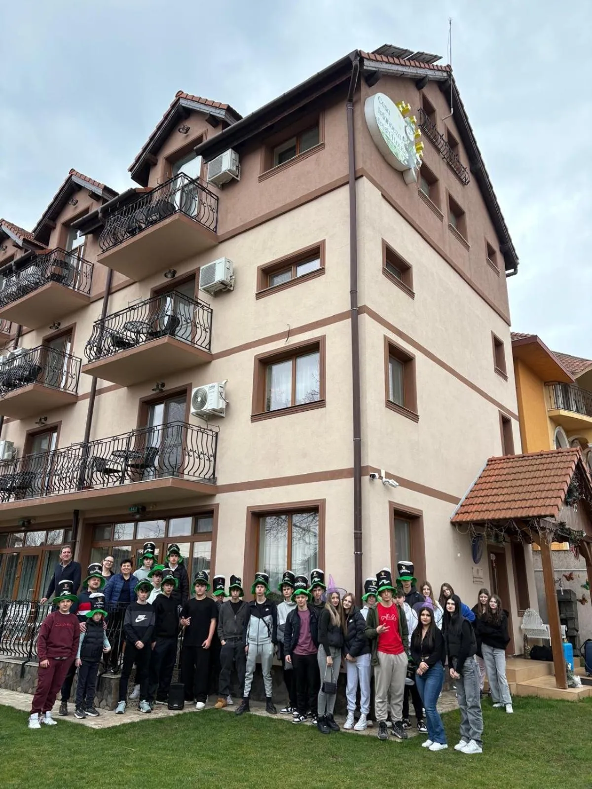 group of guests in Casa Irlandeza - Irish House