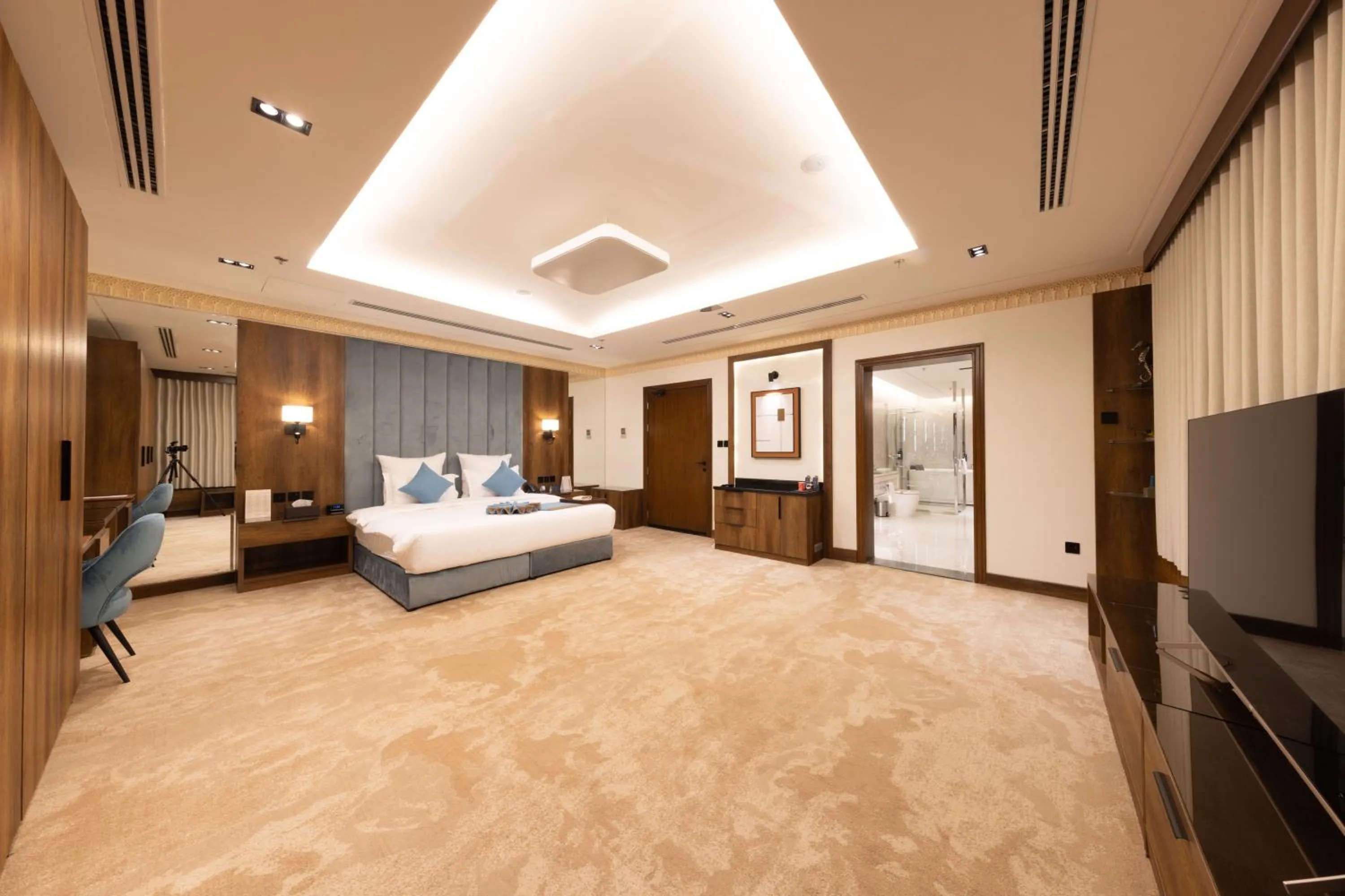 Bed in Madareem Hotel