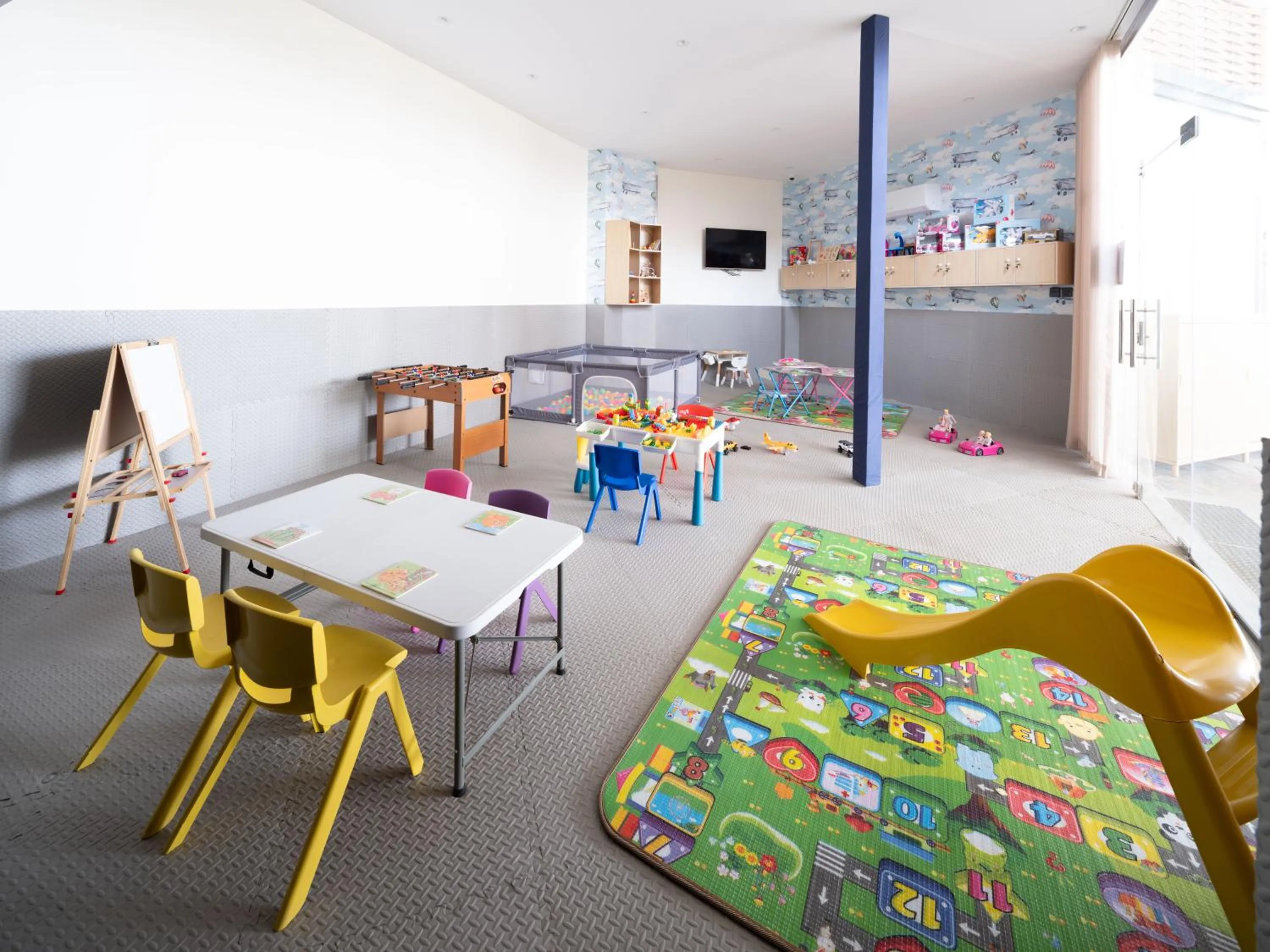 Bed in Madareem Hotel