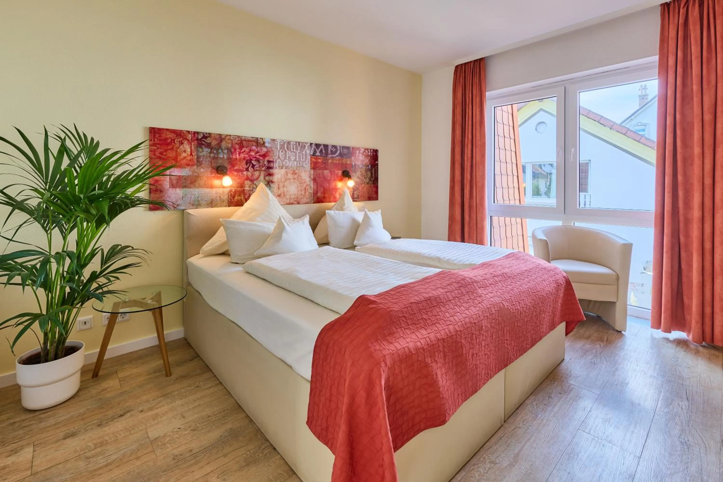 Inner courtyard view, Bed in arador CITY Hotel