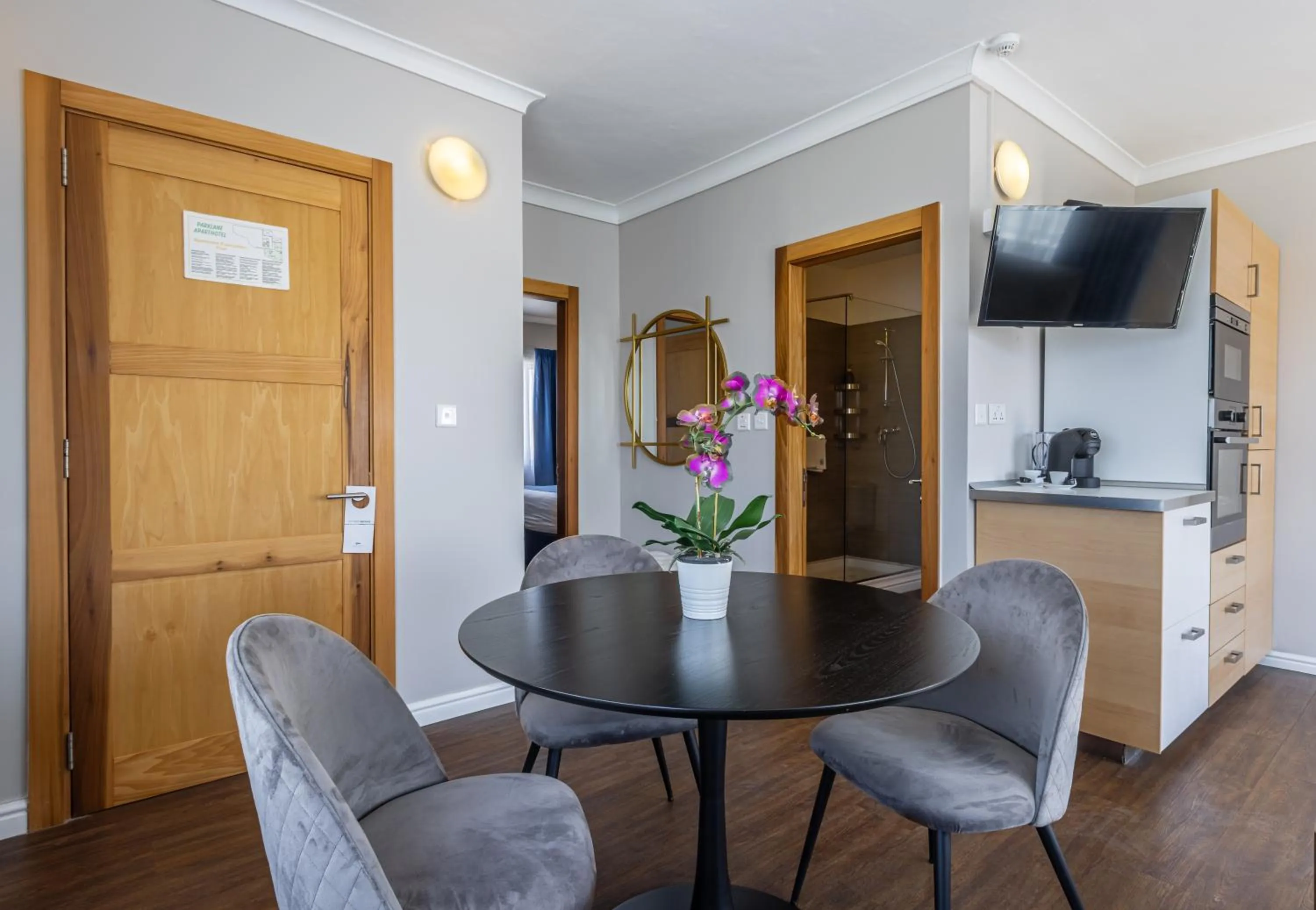 Park Lane Boutique Aparthotel