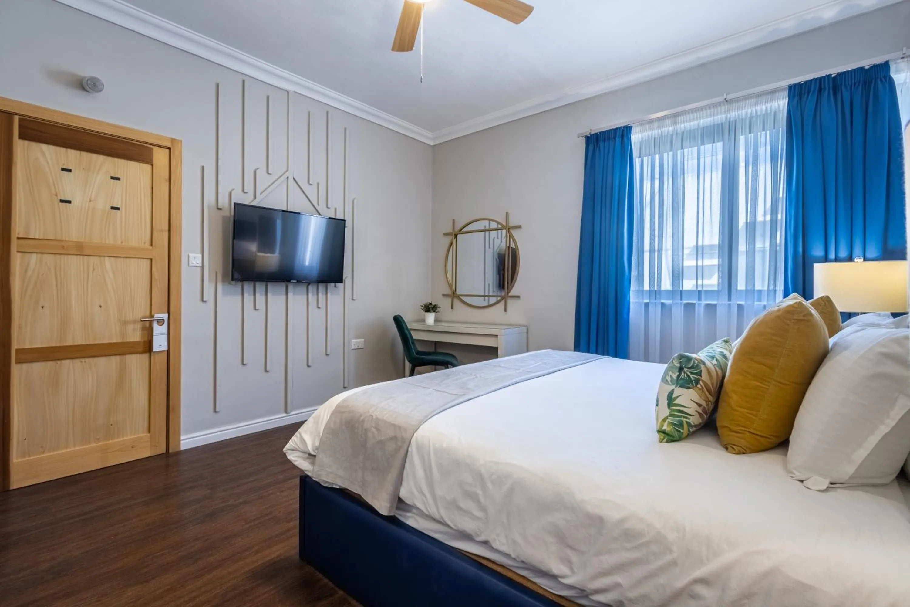 Bed in Park Lane Boutique Aparthotel