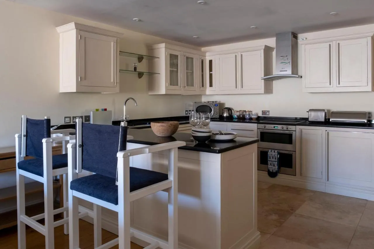 Coffee/tea facilities in South Sands Hotel