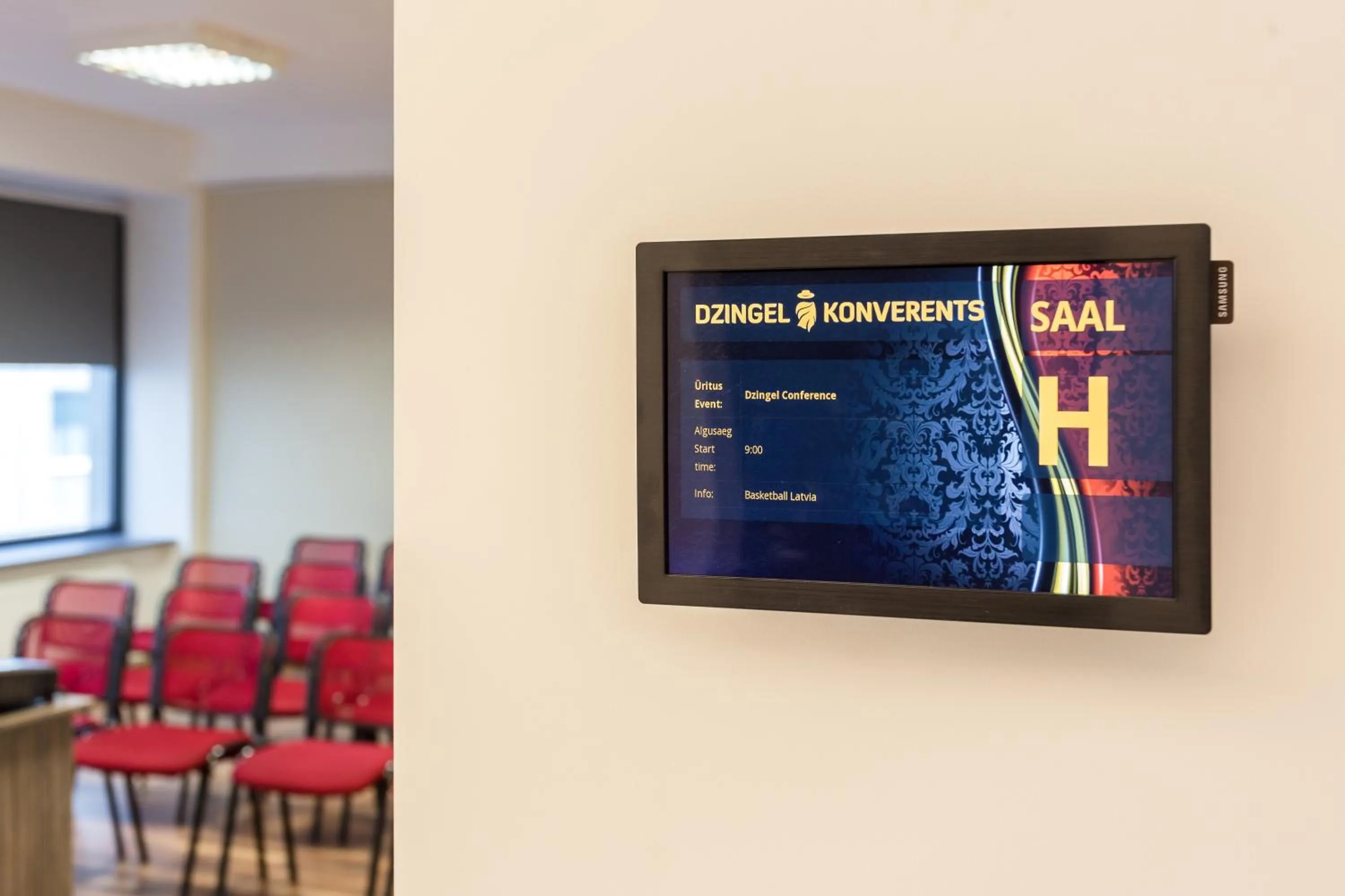 TV and multimedia in Hotel Dzingel