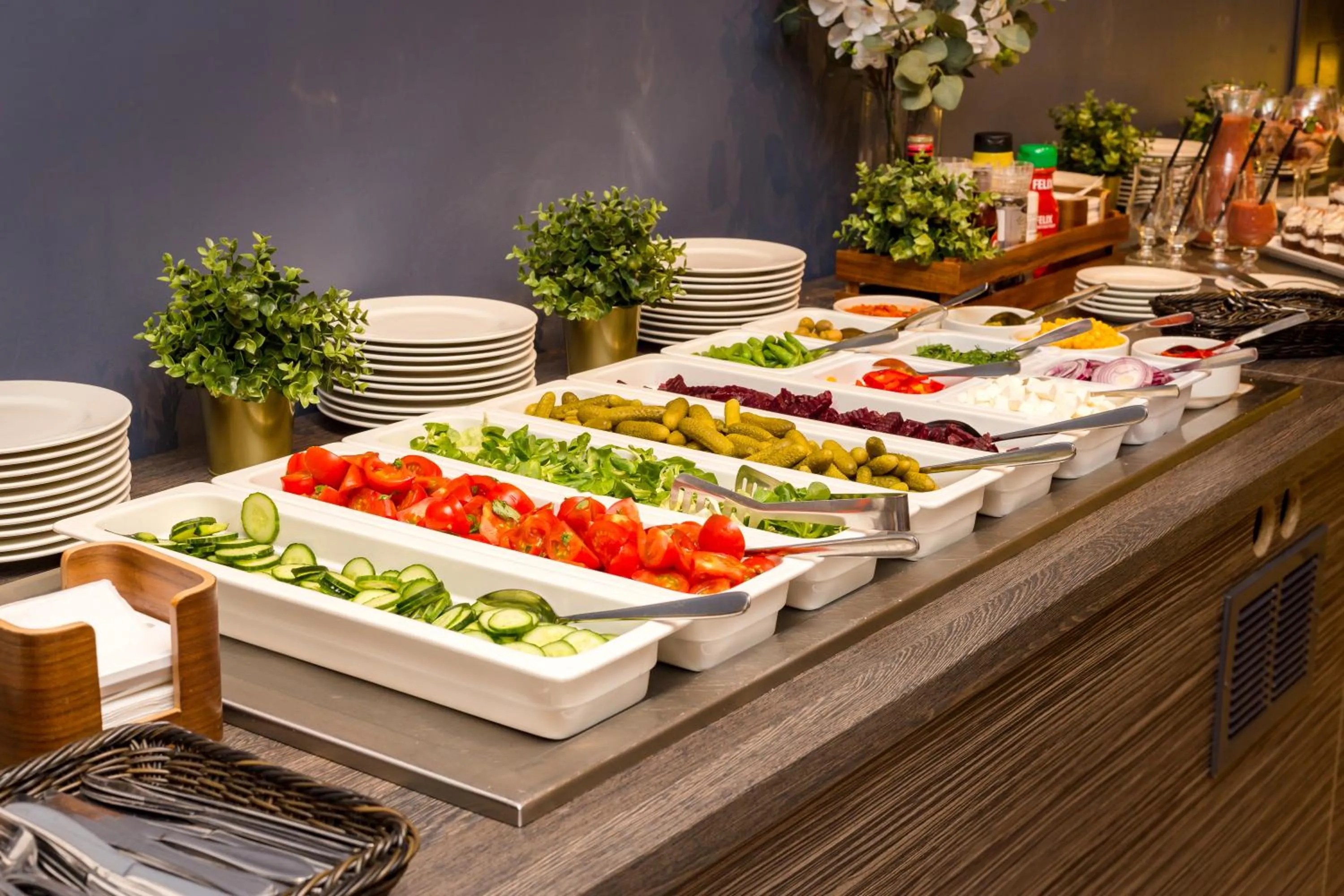 Food and drinks in Hotel Dzingel