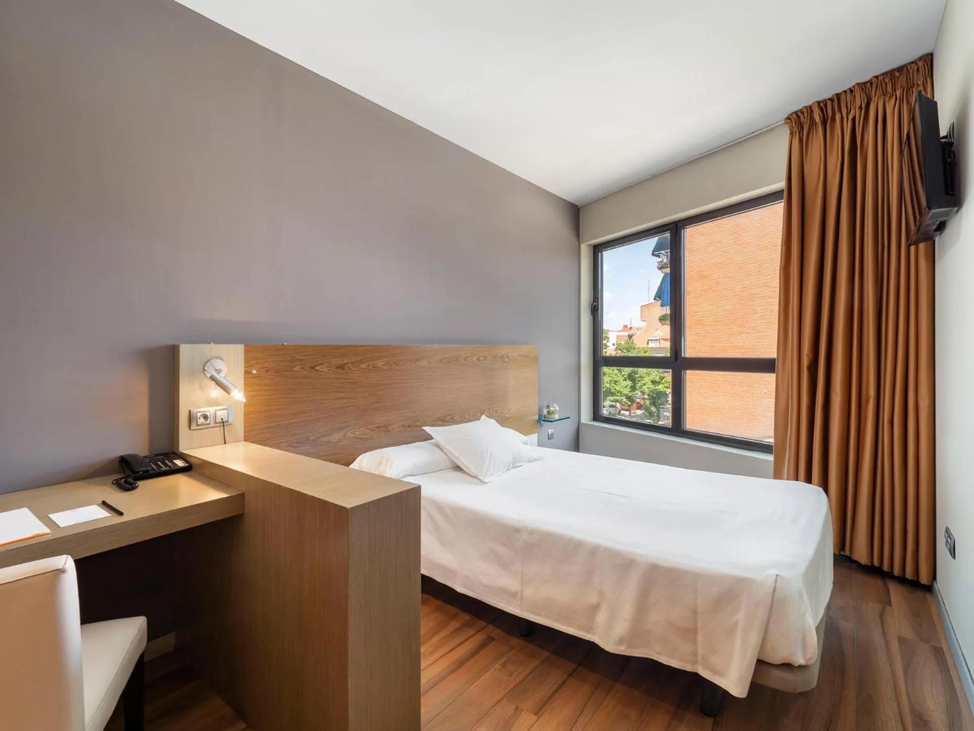 Bedroom, Bed in Hotel Duero