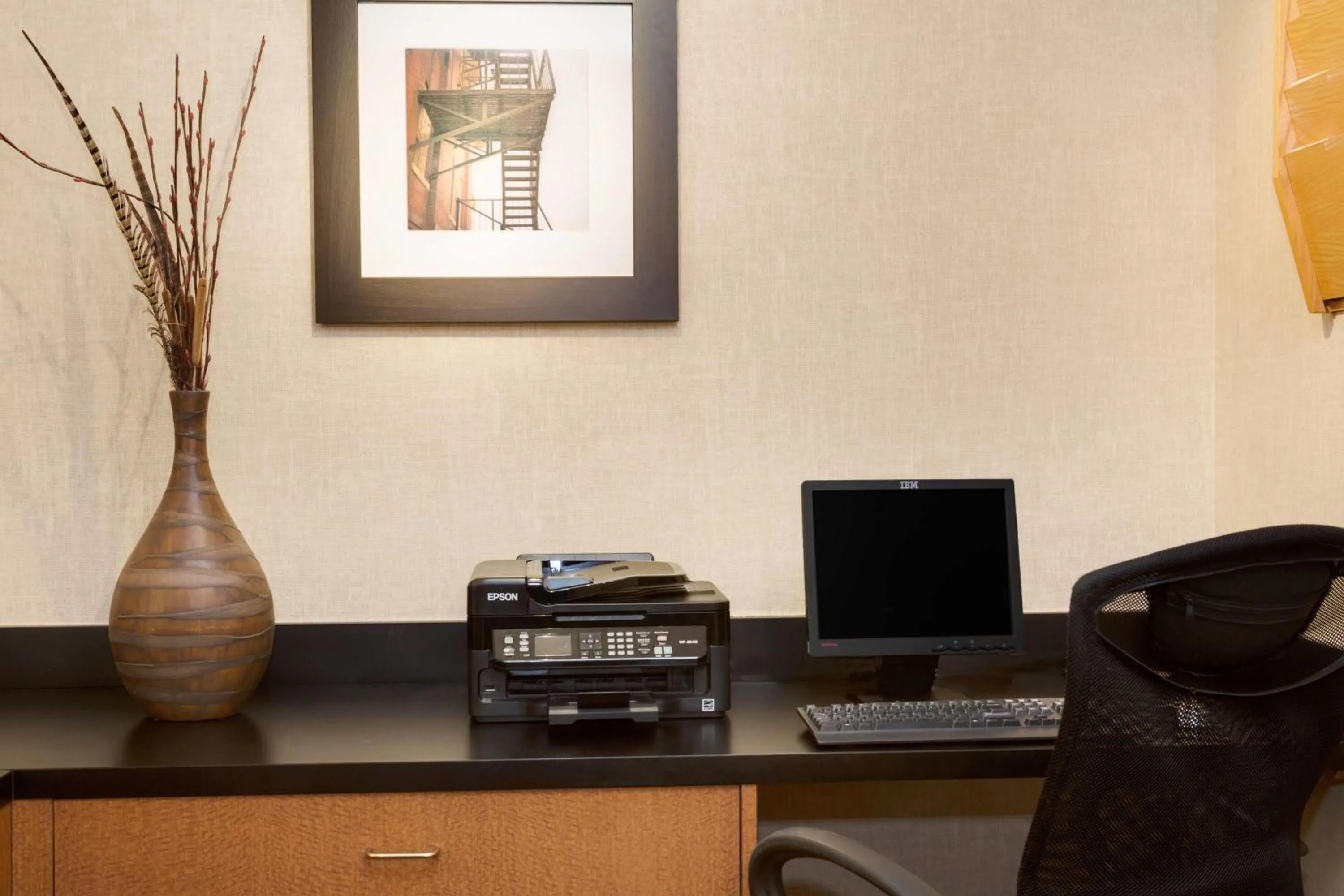 Business facilities in Wingate by Wyndham Raleigh Durham / Airport