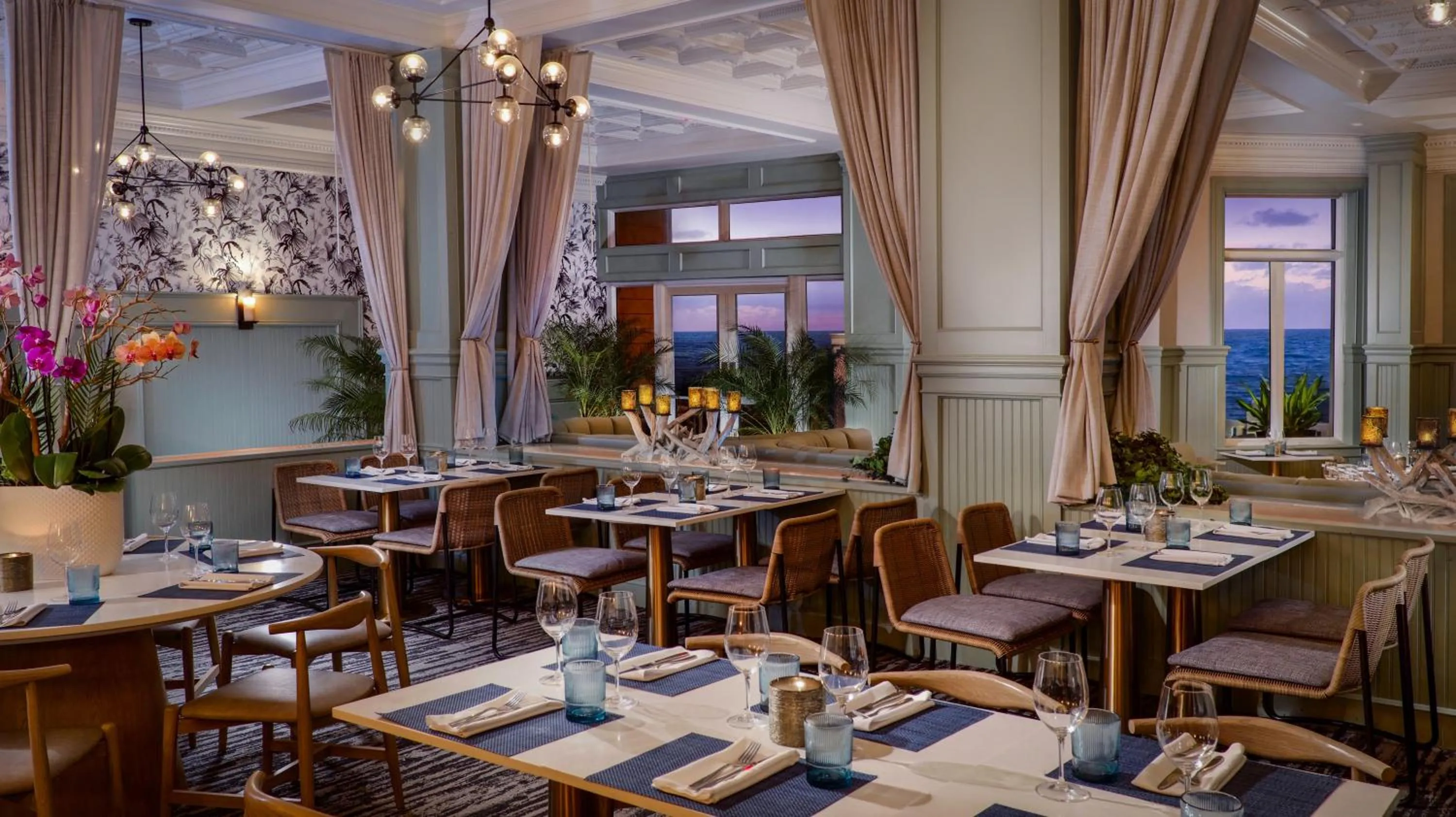 Restaurant/places to eat in Pelican Grand Beach Resort, a Noble House Resort