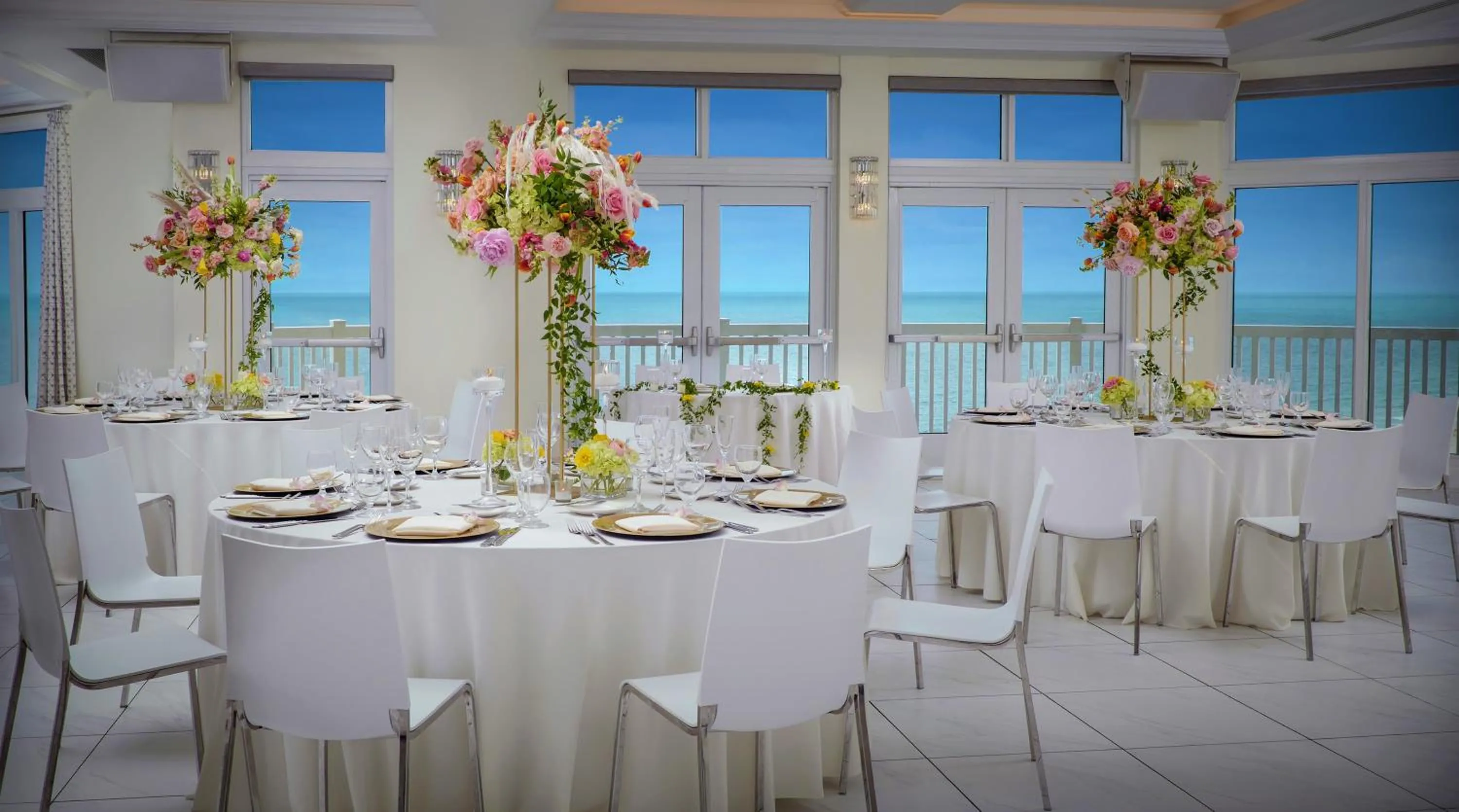 Banquet/Function facilities in Pelican Grand Beach Resort, a Noble House Resort