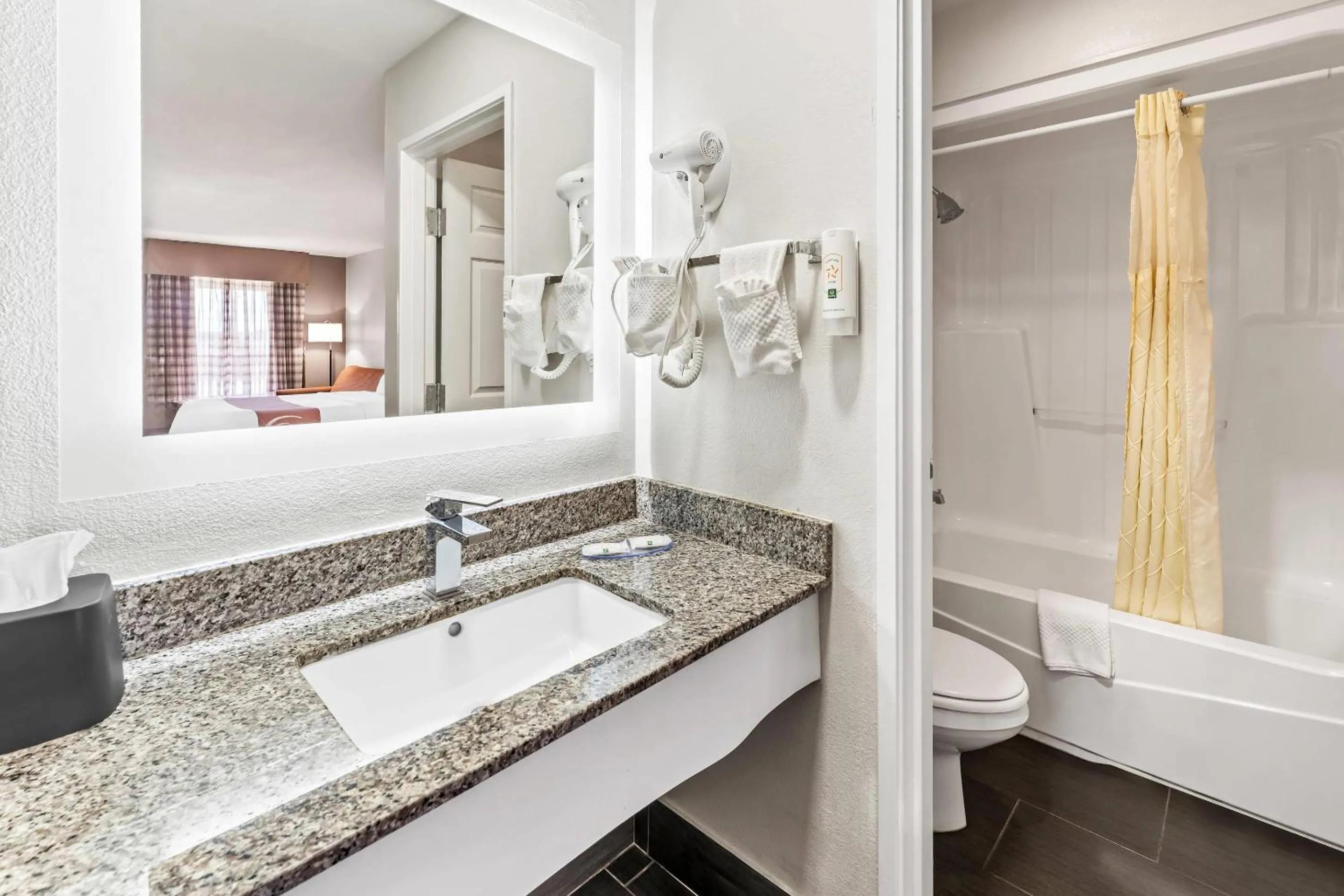 Bedroom in Quality Inn & Suites near Robins Air Force Base