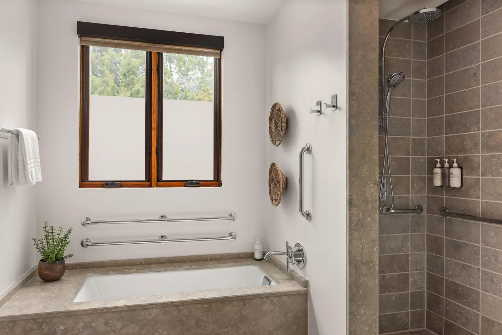 Shower in Four Seasons Resort Rancho Encantado Santa Fe