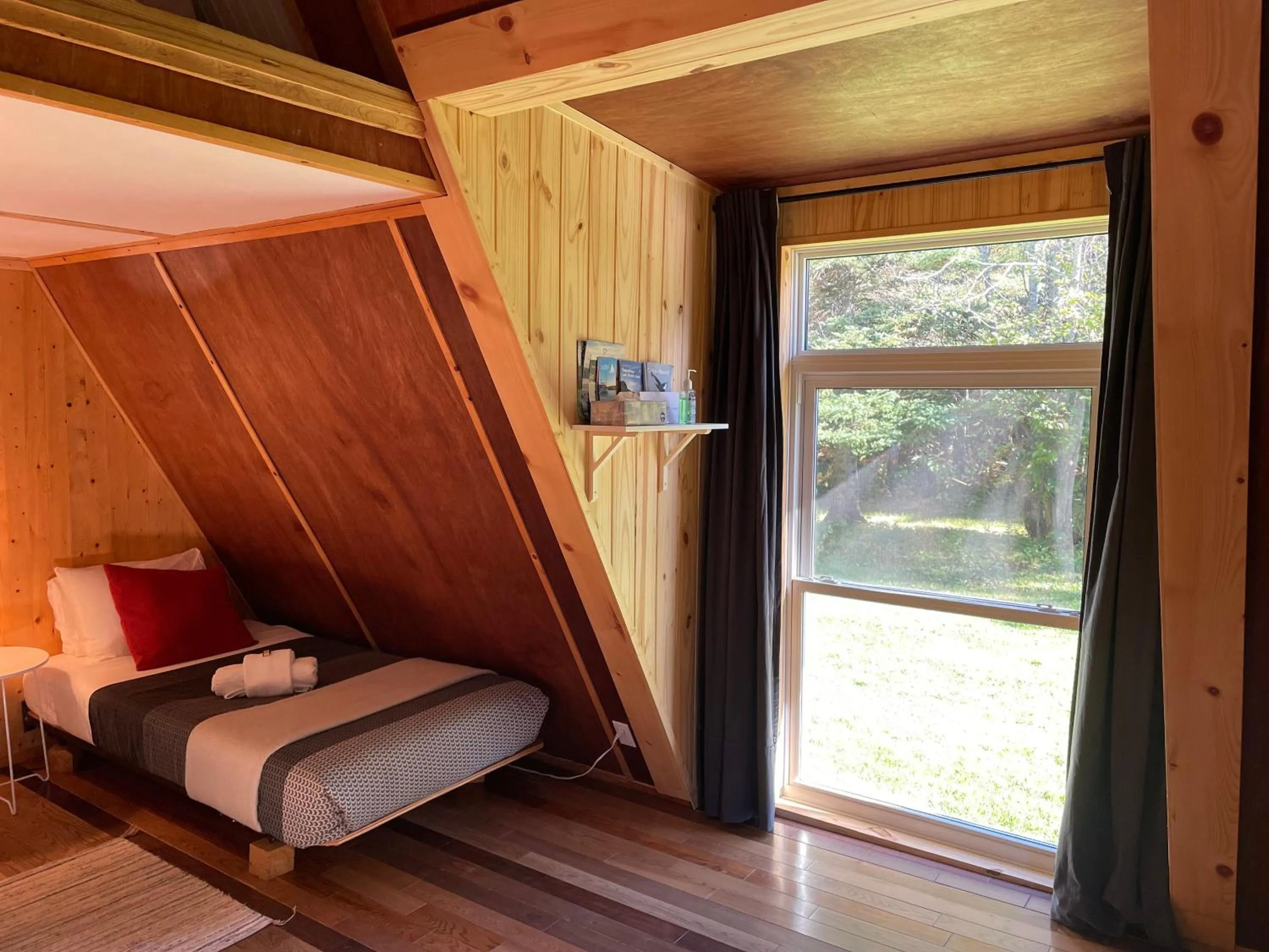 Bedroom, Bed in Au Sommet du Fjord