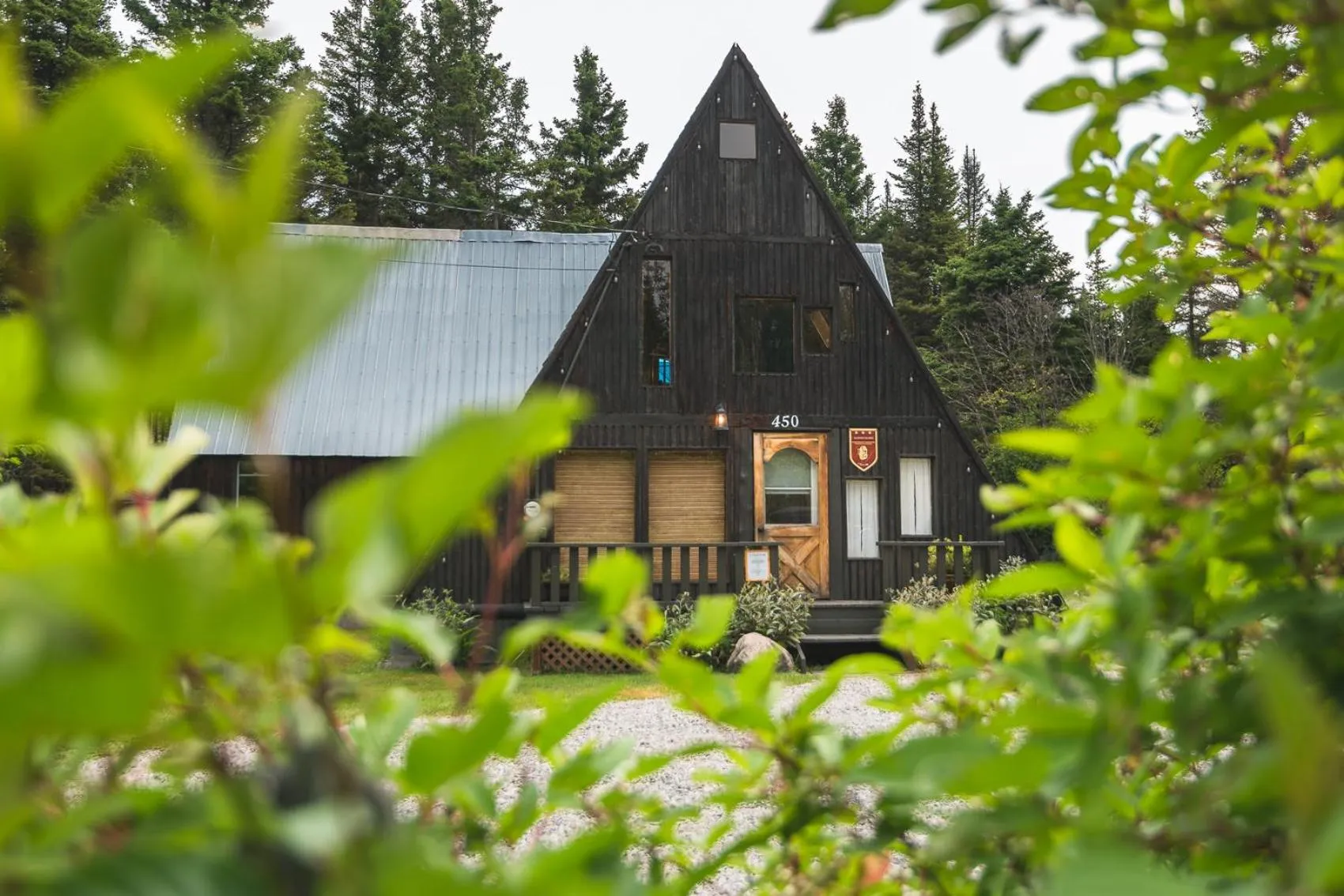 Property building in Au Sommet du Fjord