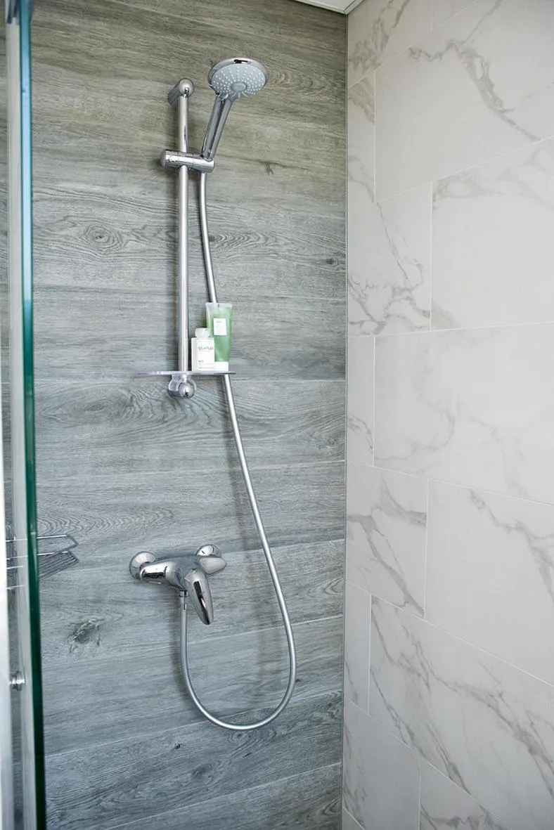 Shower in Tallink City Hotel