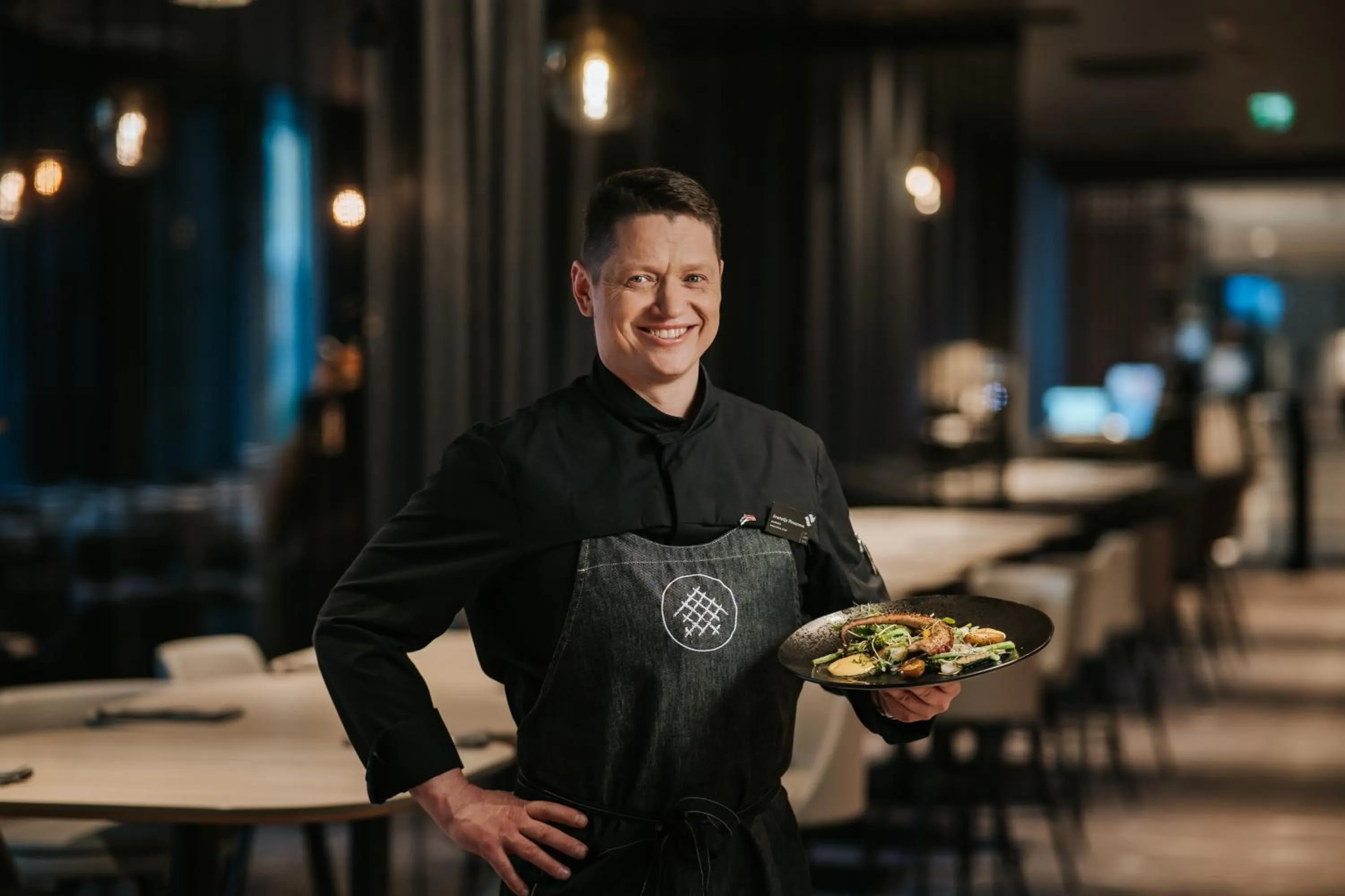 Restaurant/places to eat in Tallink City Hotel