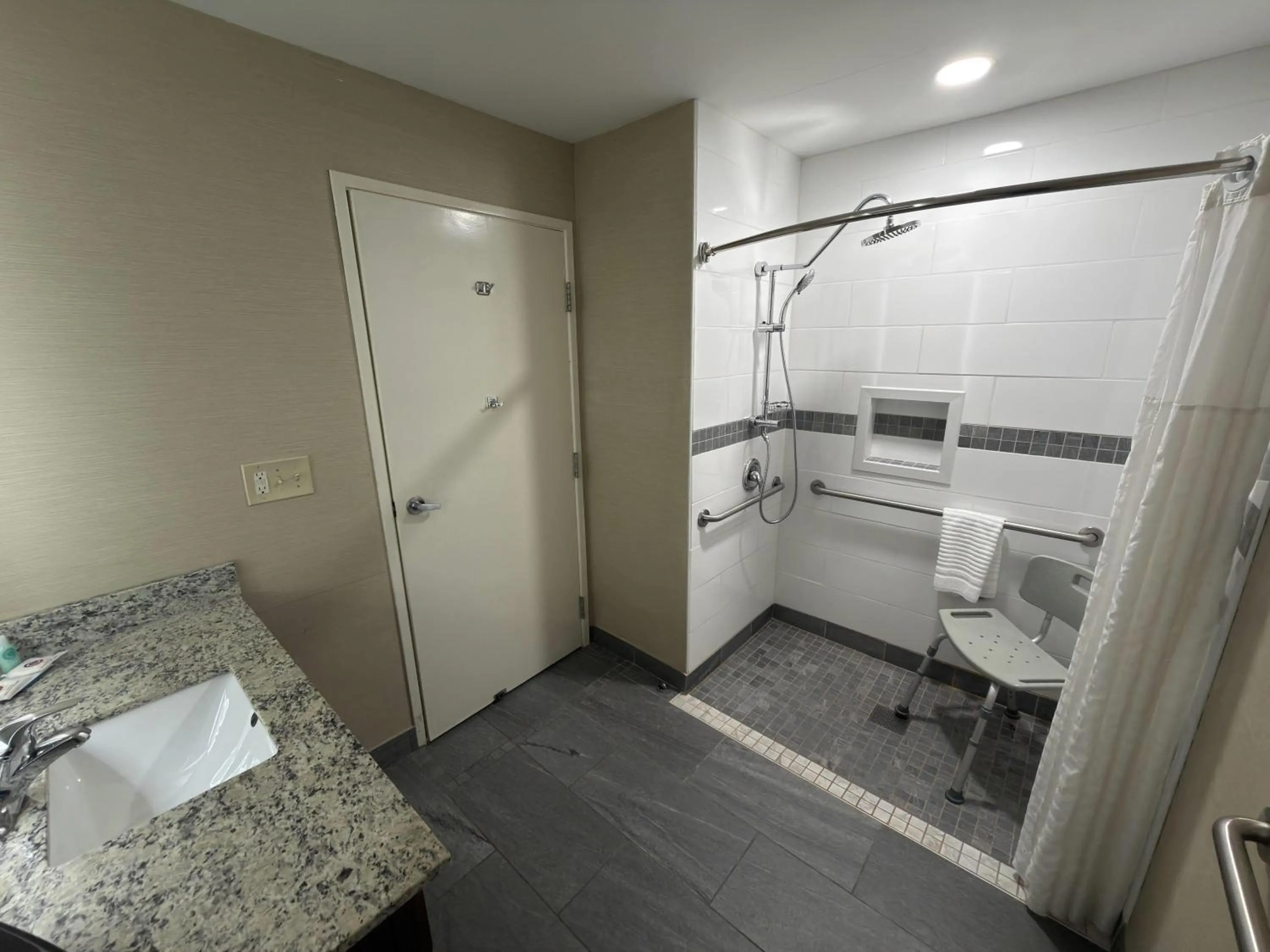 Bathroom in Wingate by Wyndham Utica